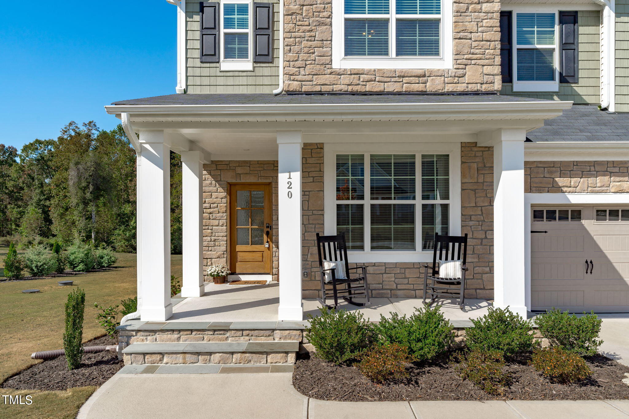 120 W Weatherford Drive