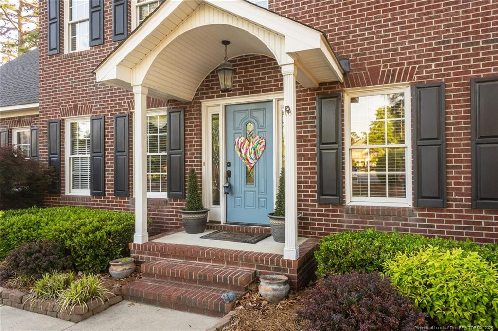 513 CAPTAINS Place