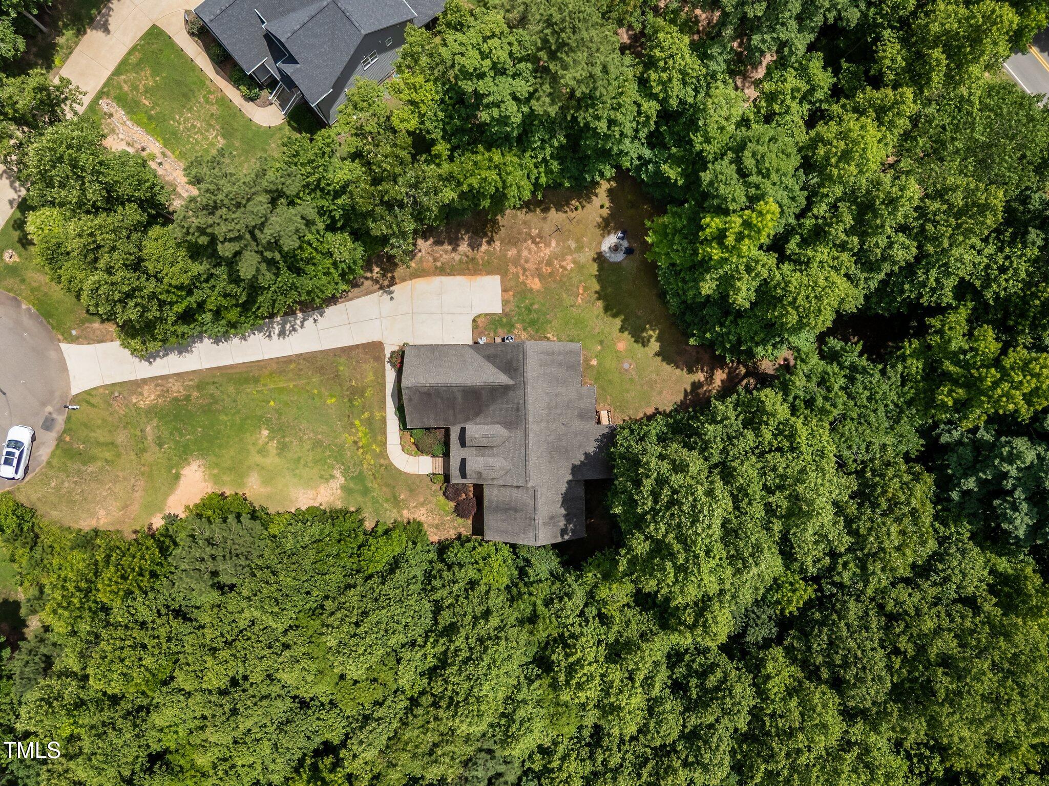 45 Chaucer Court W