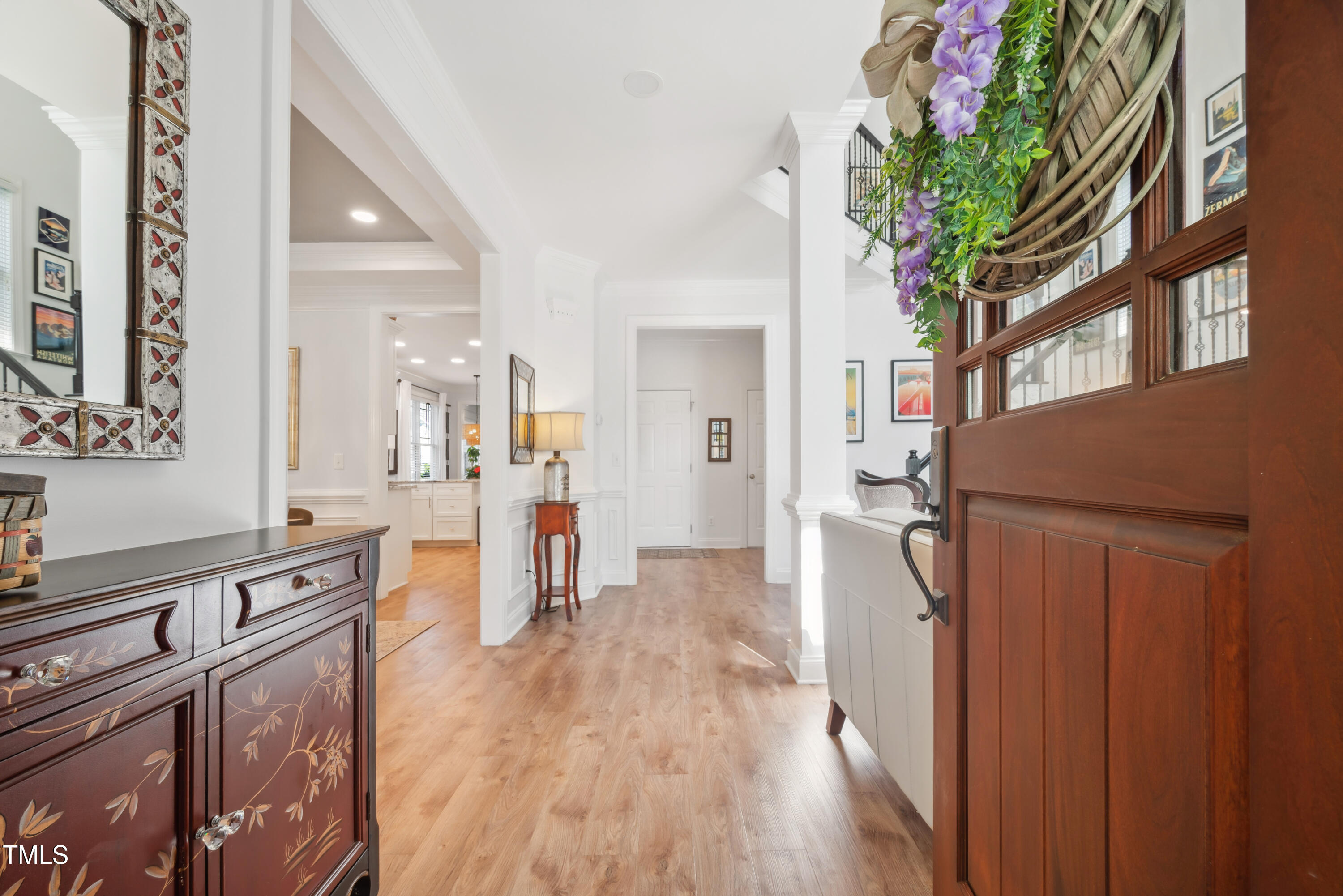 2121 Karns Place