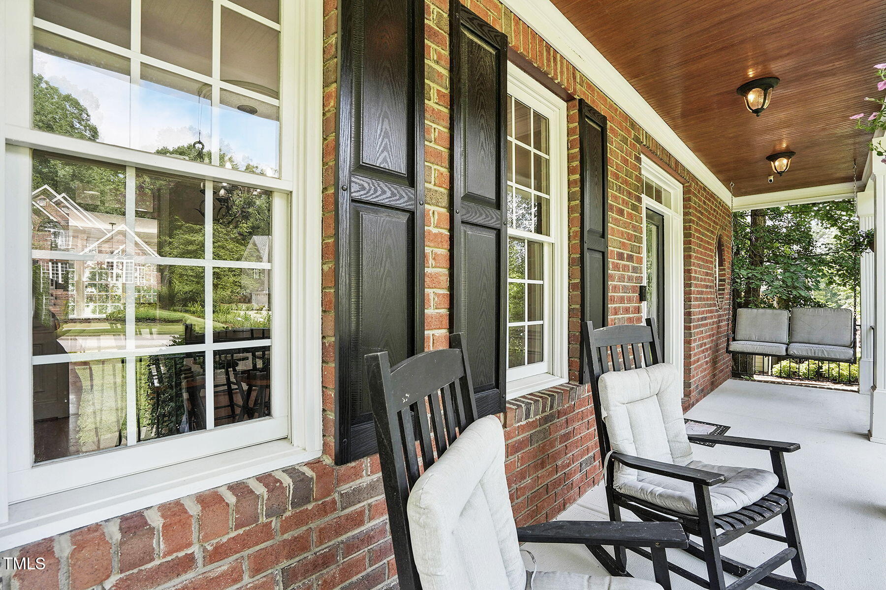 2328 Forestbluff Drive