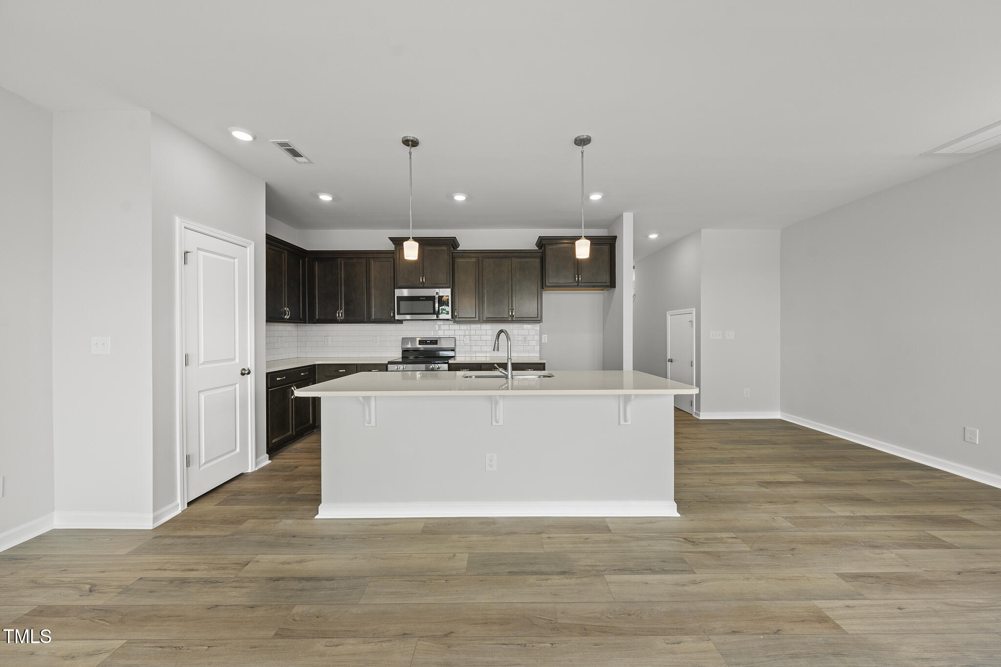 108 Ripple Way 319