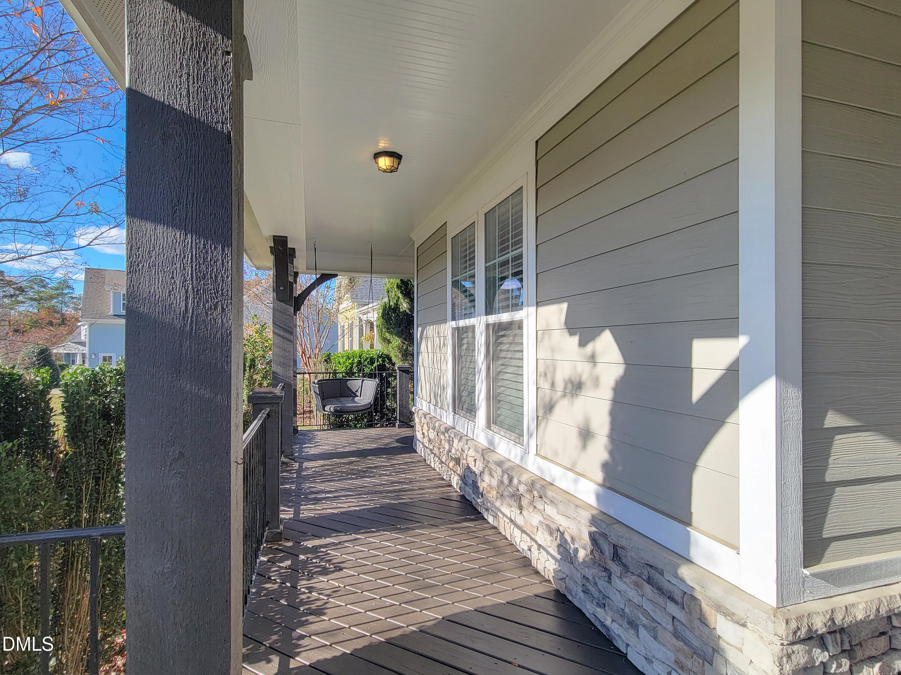 3320 Heathrowe Grove Court