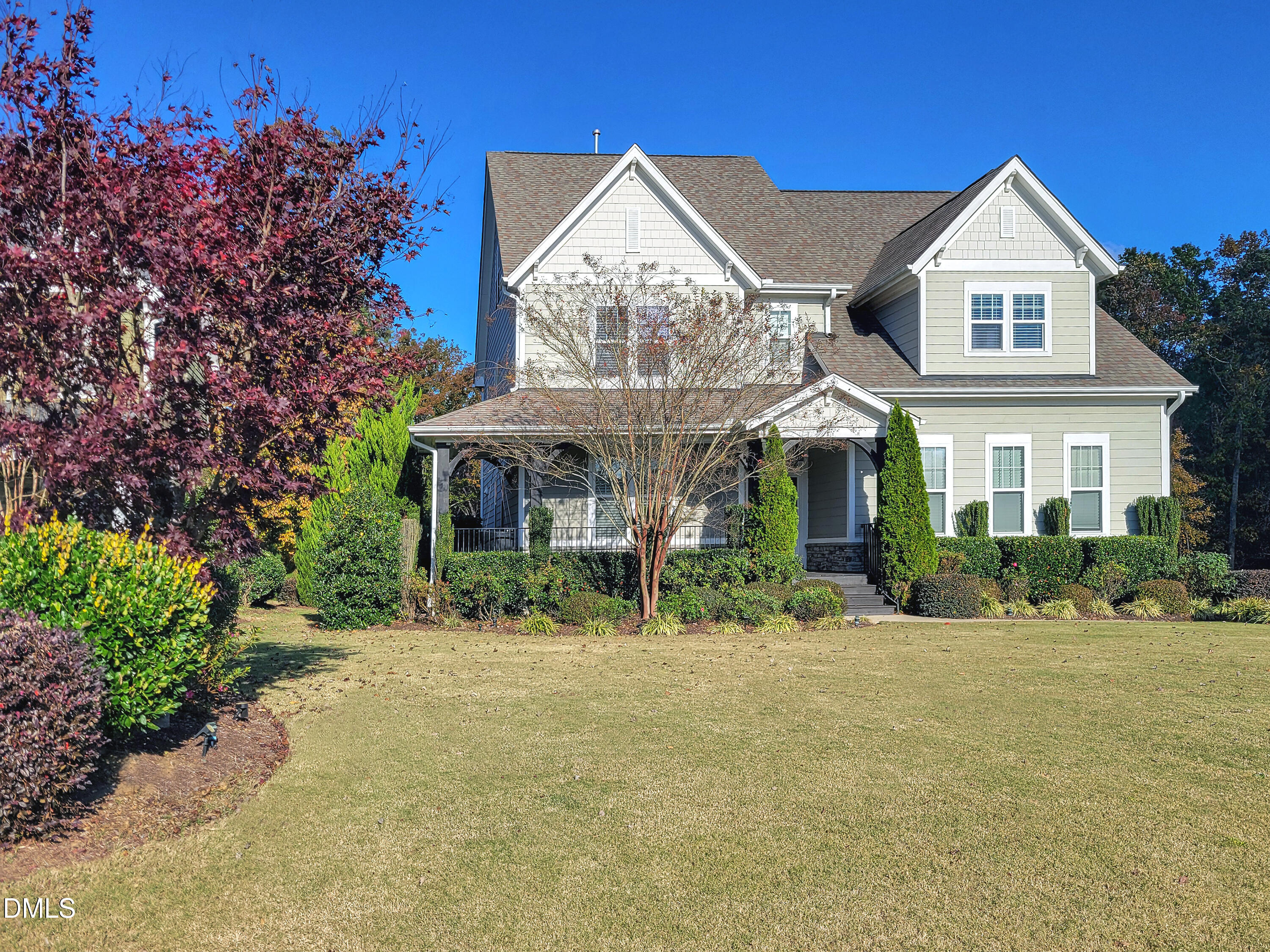 3320 Heathrowe Grove Court