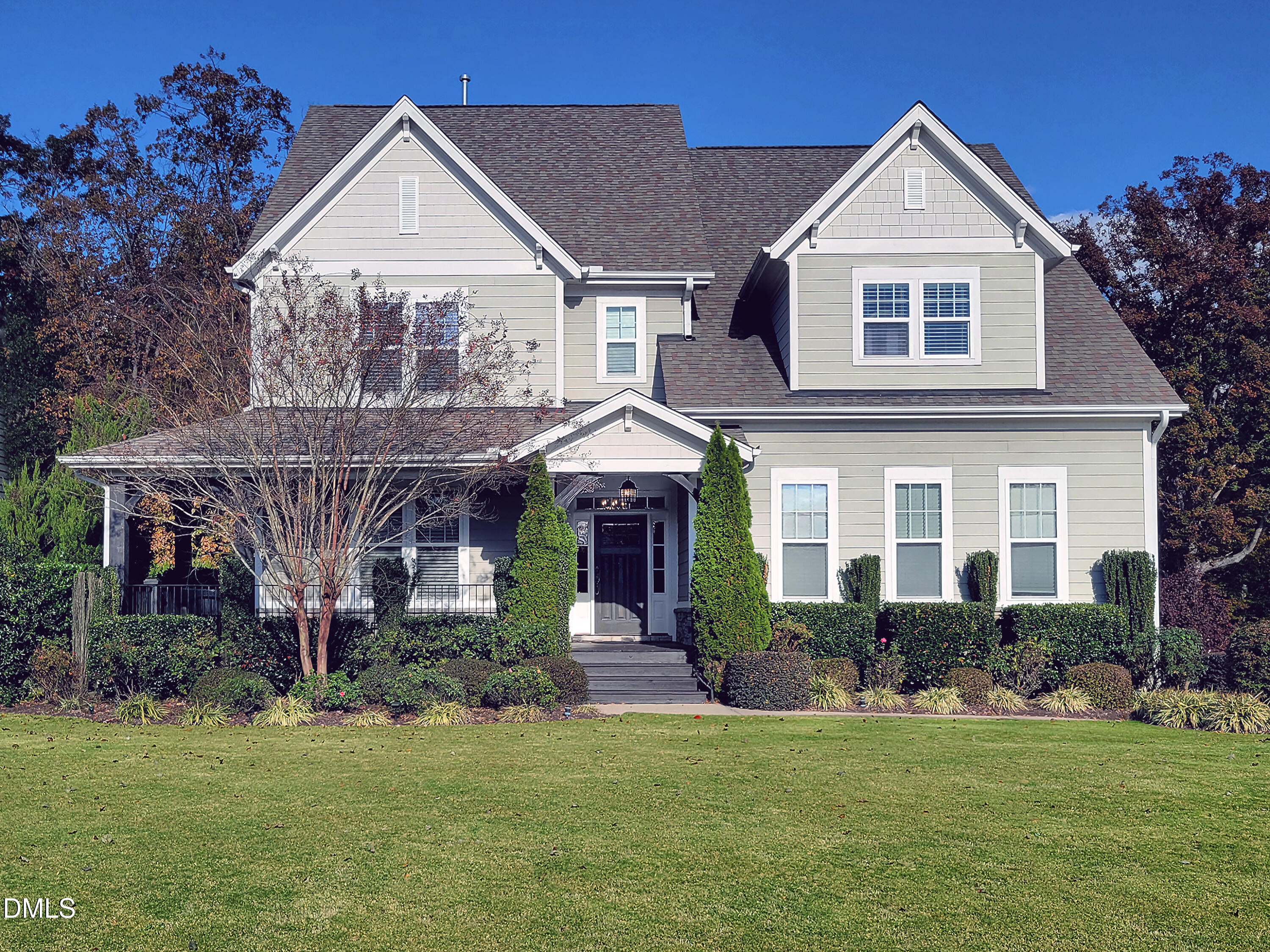 3320 Heathrowe Grove Court