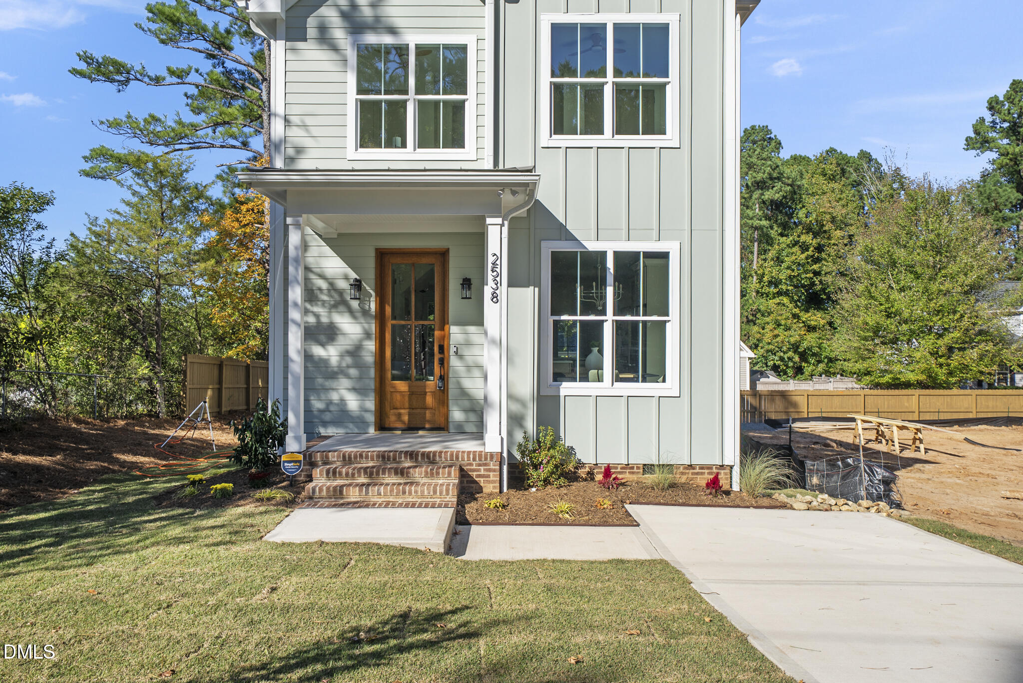 2538 W Wilson Street