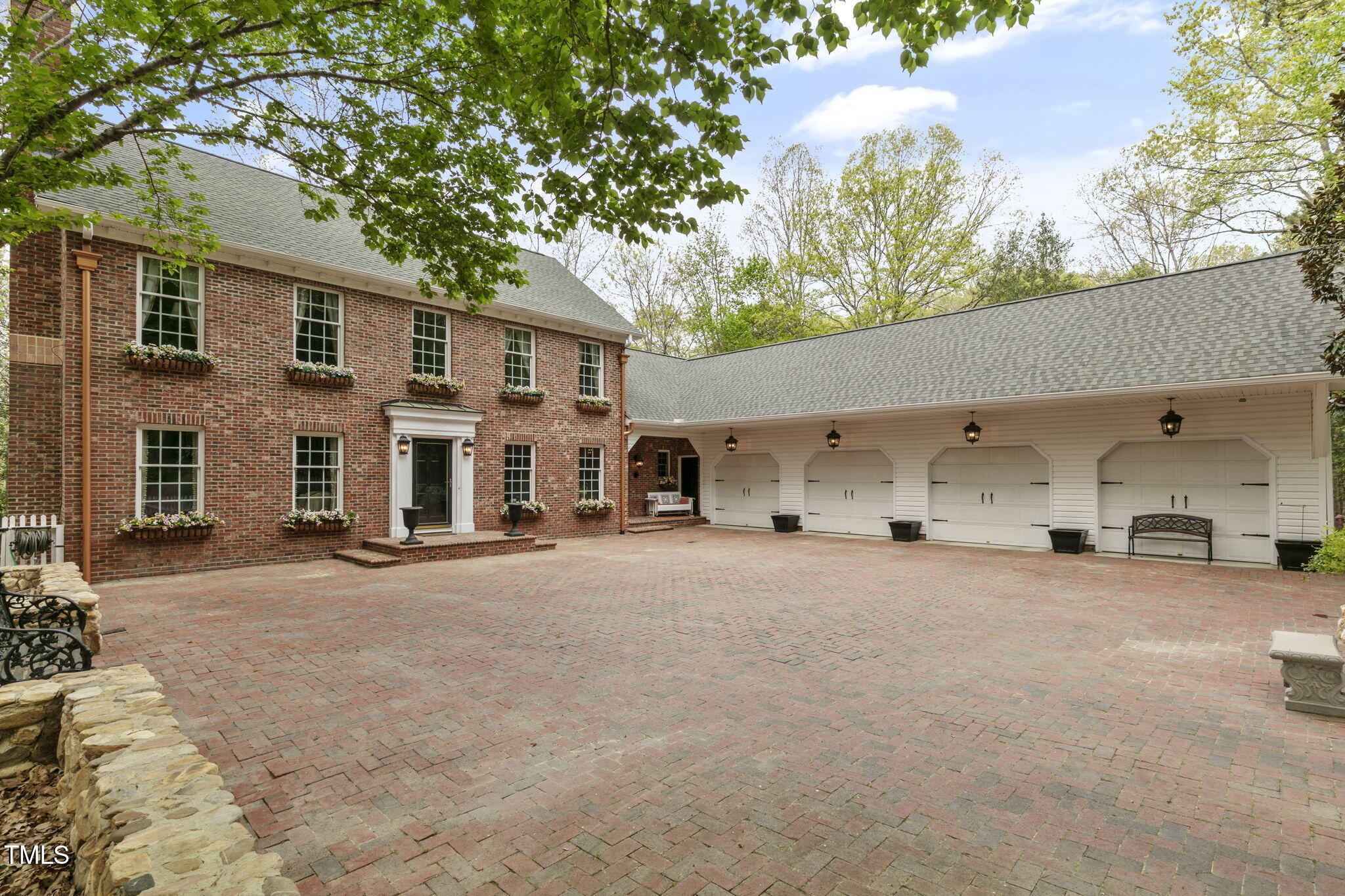 2004 Riverview Drive