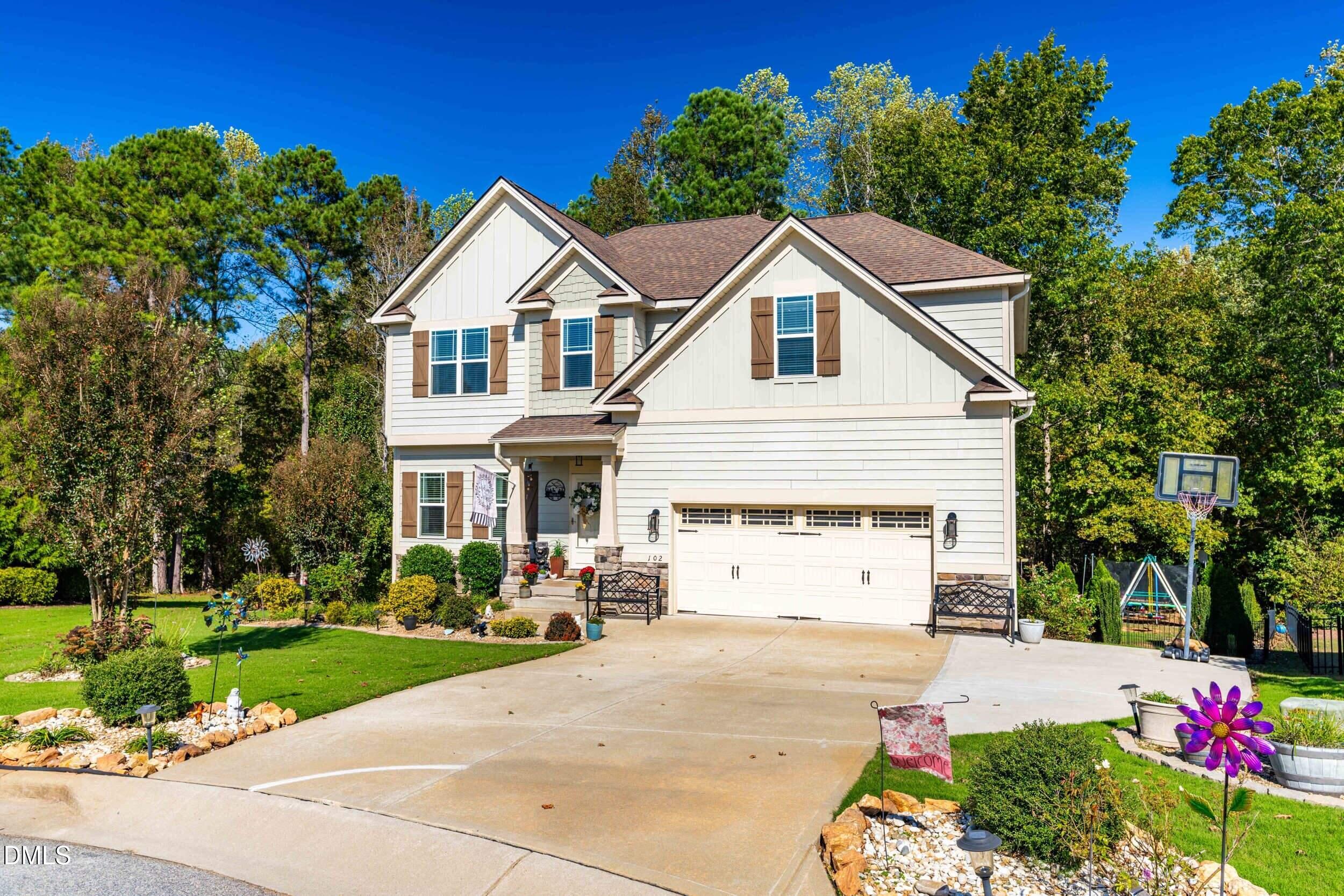 102 Dandy Flush Court