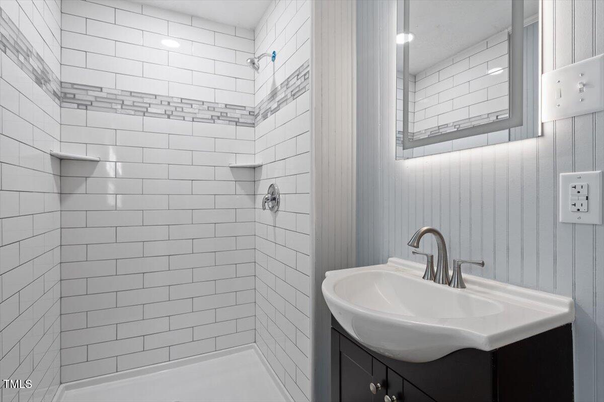 Erwin, North Carolina 28339, United States, 3 Bedrooms Bedrooms, ,2 BathroomsBathrooms,Residential,Coming Soon,179050