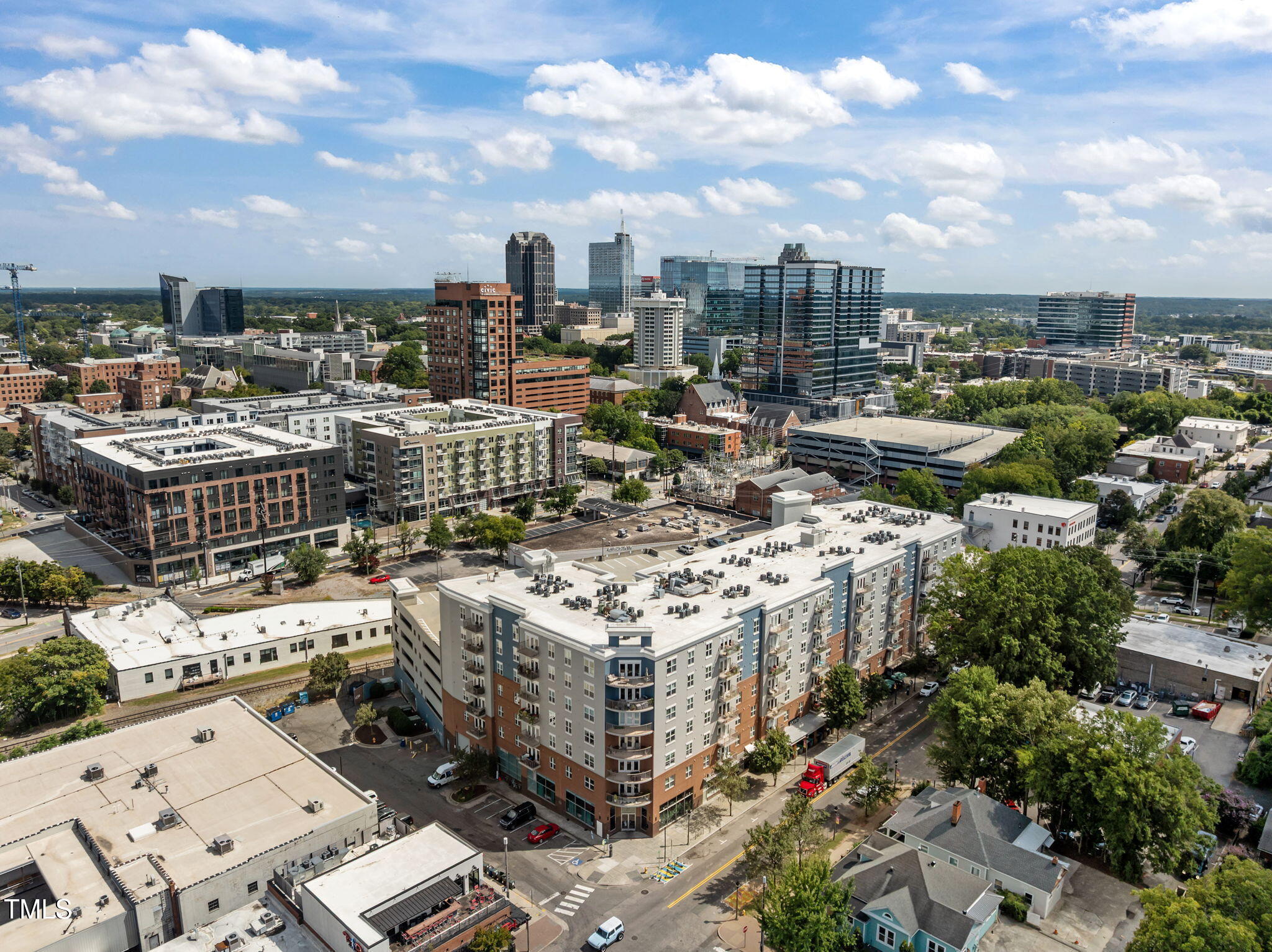 222 Glenwood Avenue 313