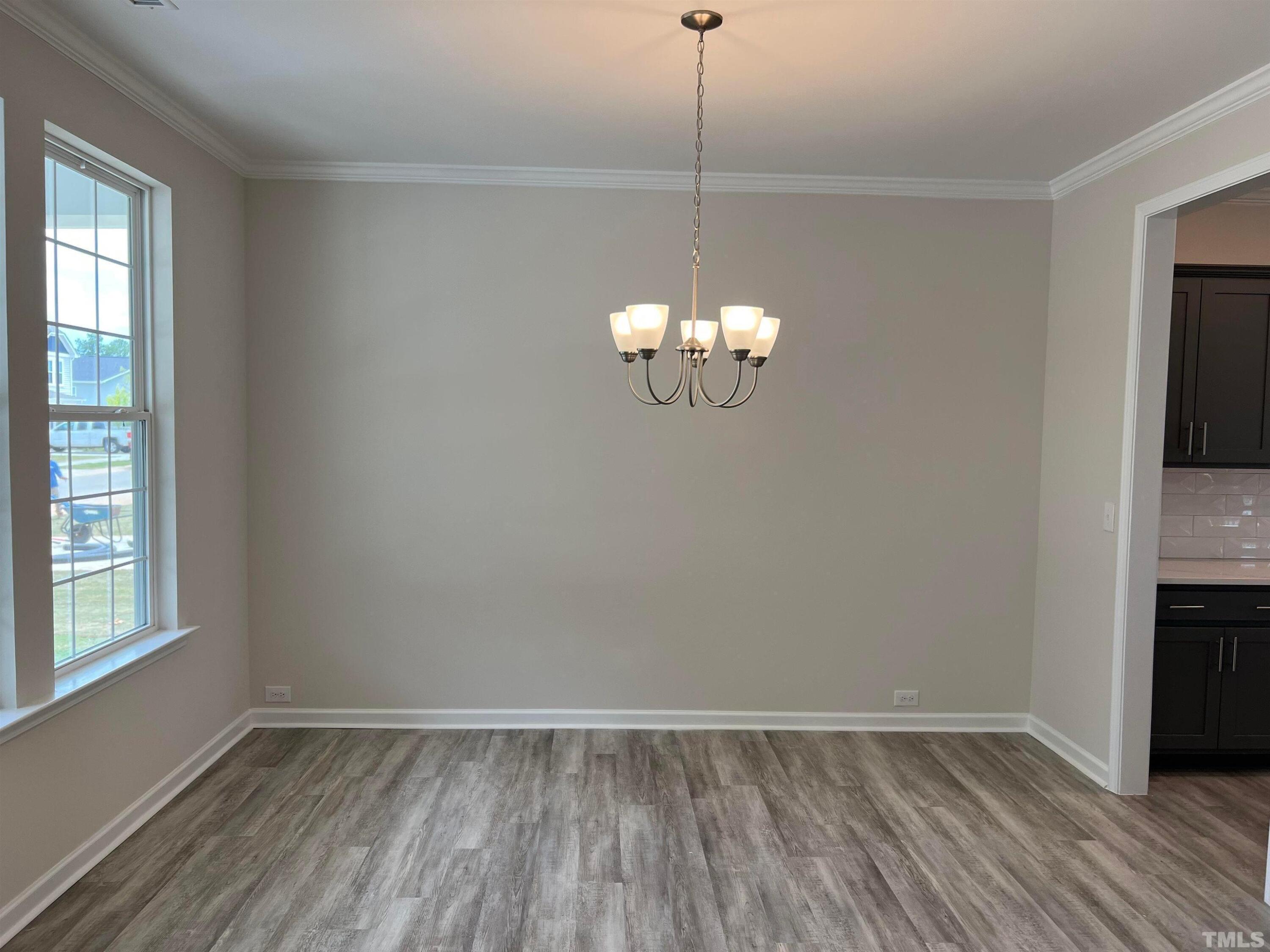 248 Streamliner Boulevard