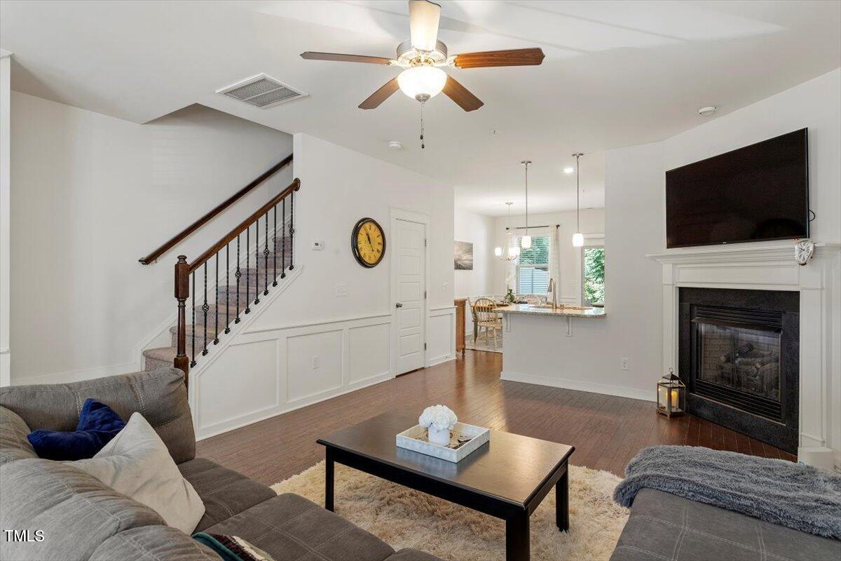 7879 Allscott Way