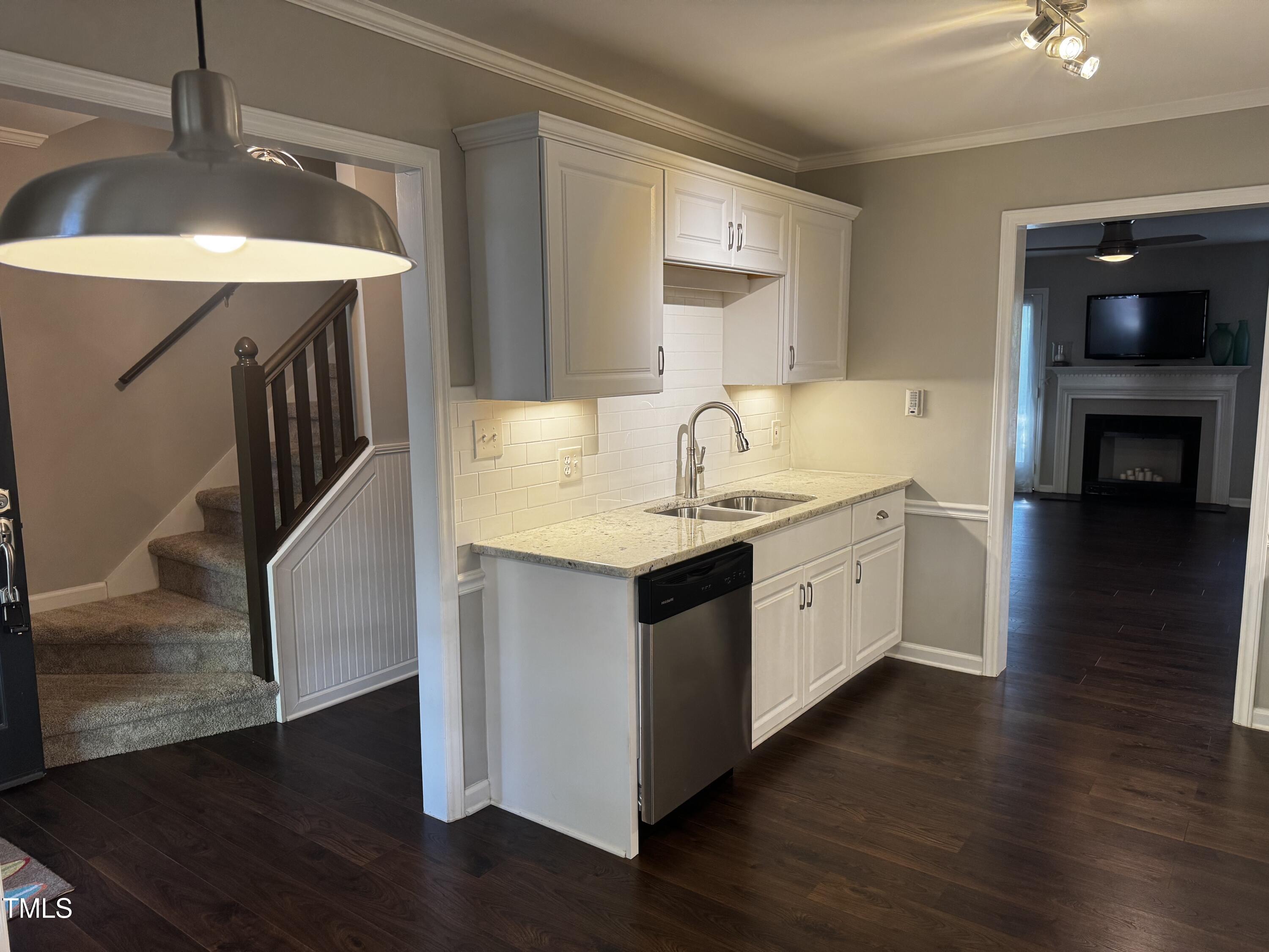 104 Greenmont Lane
