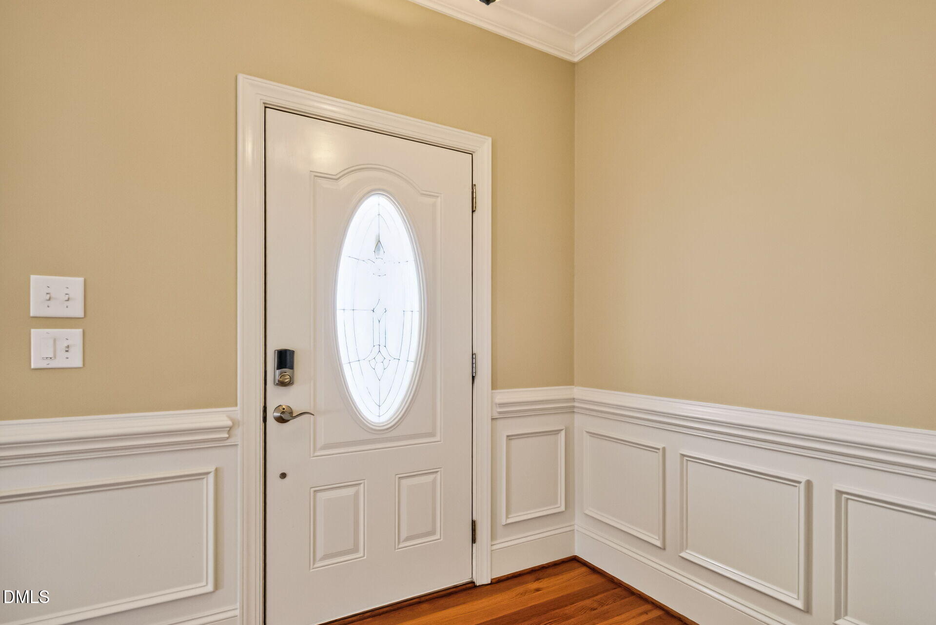 107 N Ellington Street