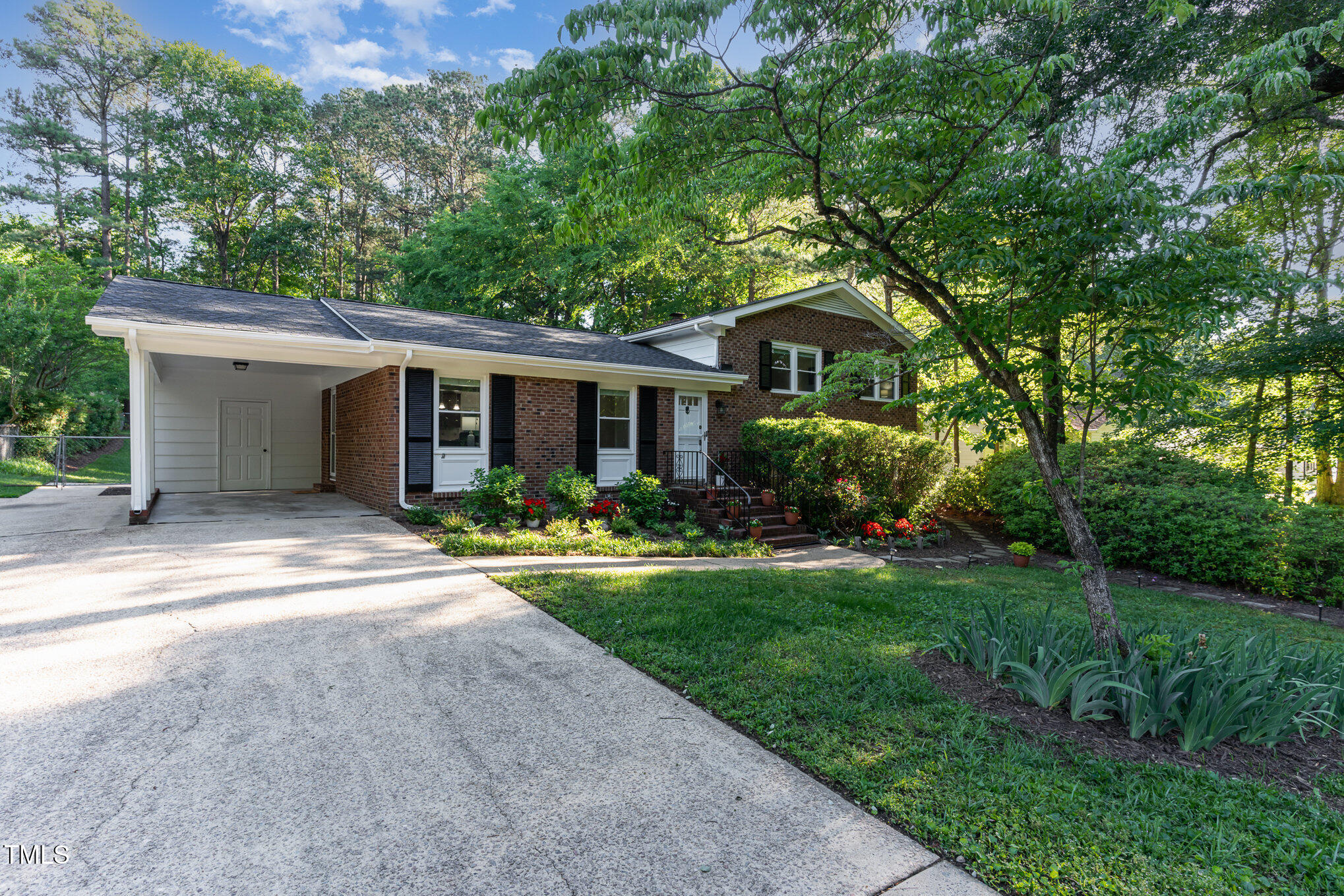 241 E Cornwall Road