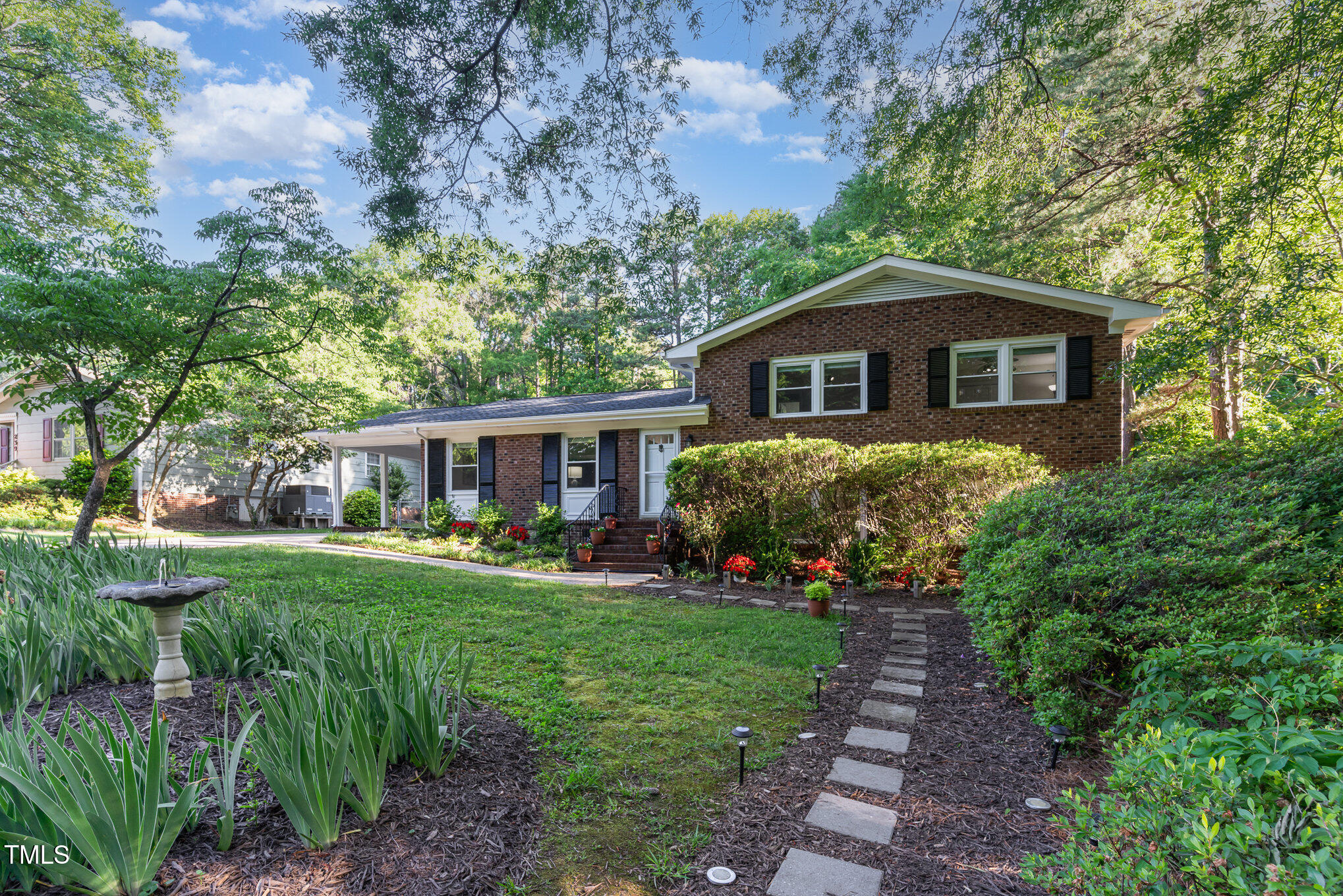 241 E Cornwall Road