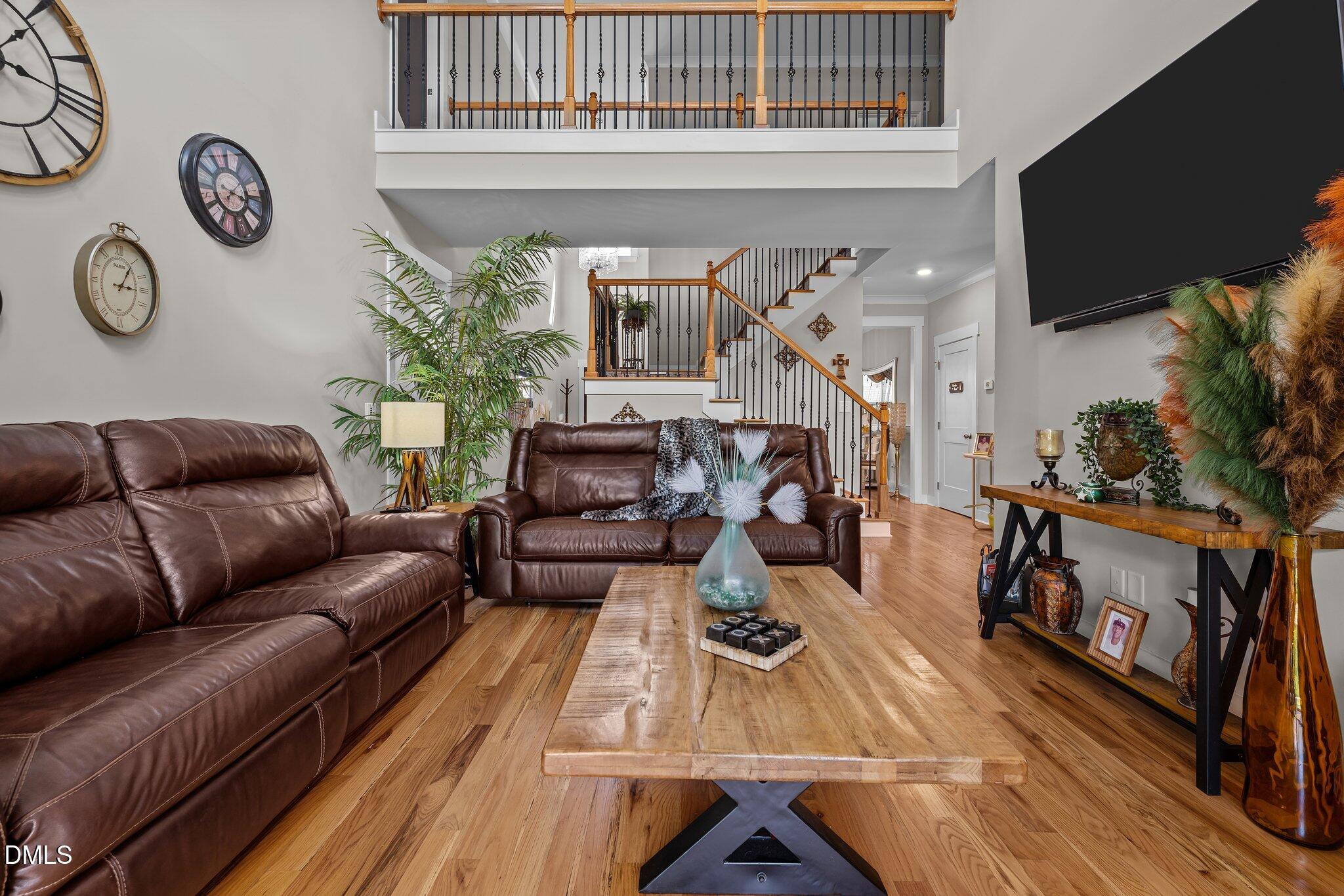 1096 Crestwell Drive