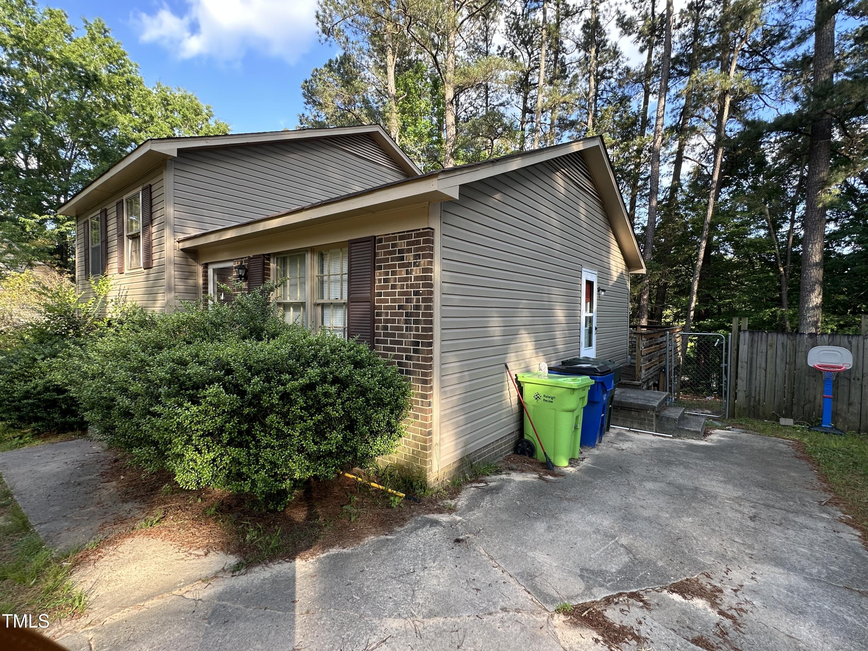 805 Havenwood Court