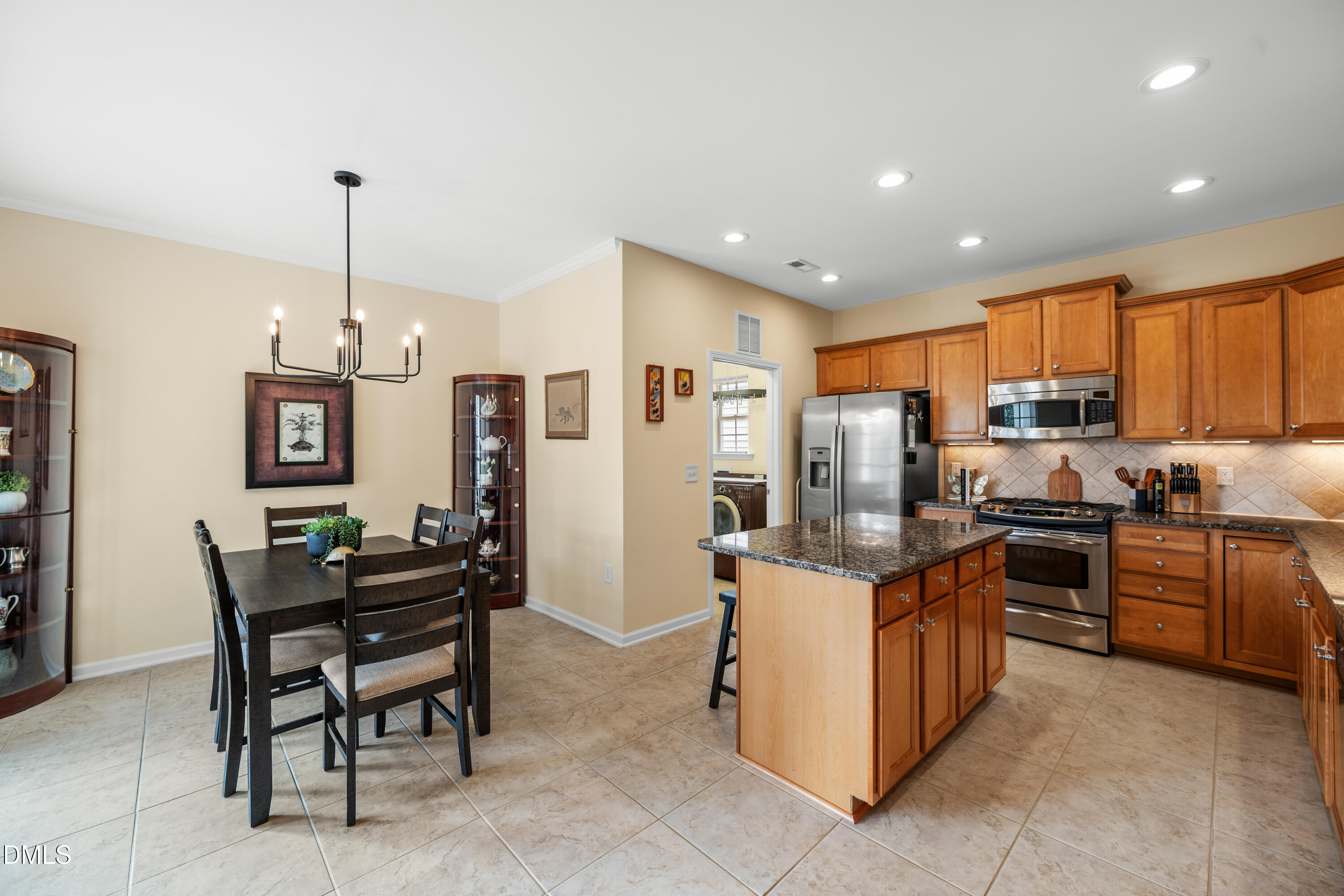 907 Footbridge Place