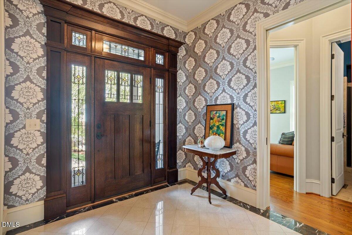 3916 Laurel Manor Court