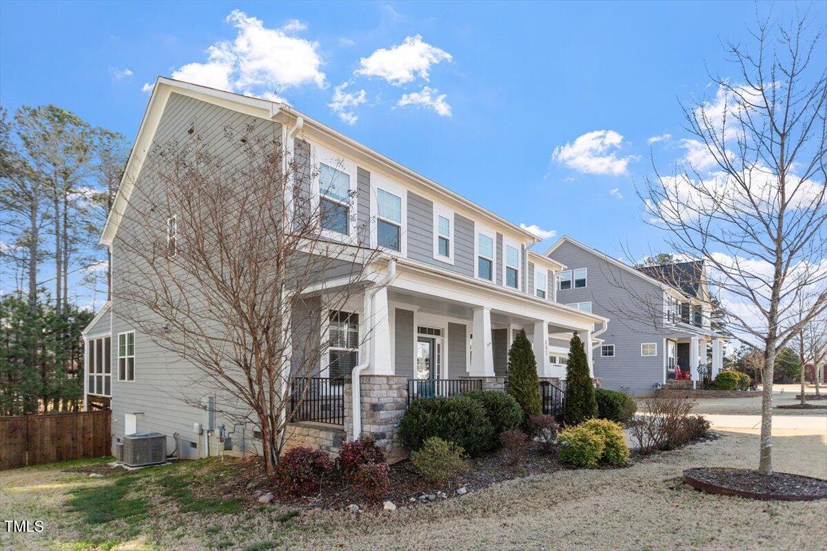 401 River Falls Drive