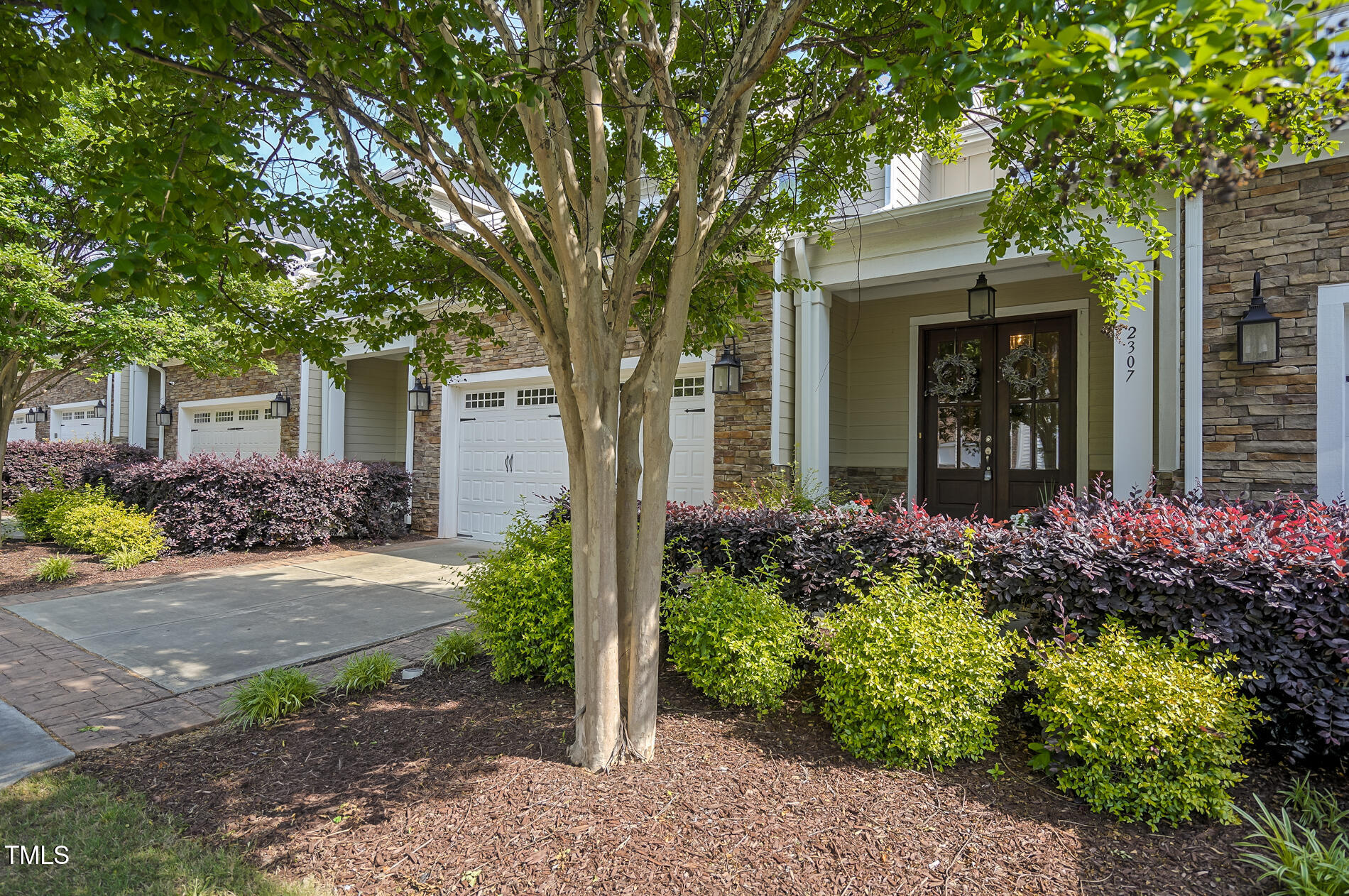 2307 Carriage Oaks Drive