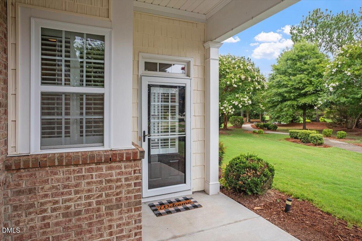 527 Tomkins Loop