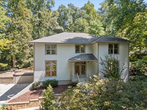1813 Rolling Road Chapel Hill NC 27514