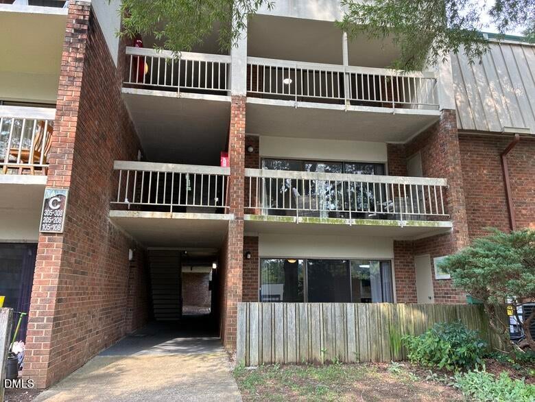 500 Umstead Drive, Chapel Hill, NC, 27516