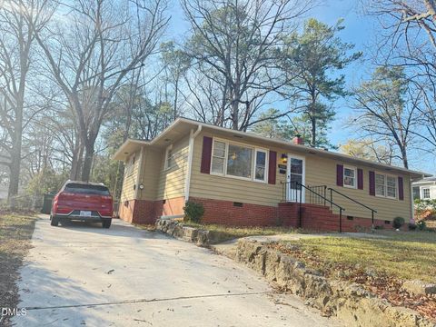 1003 Mohawk Avenue Fayetteville NC 28303