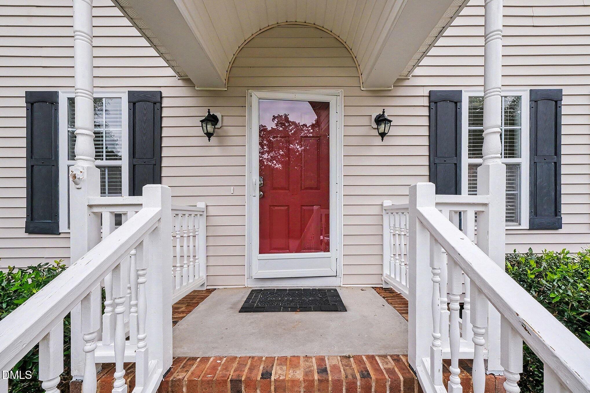 8405 Ridgebury Road