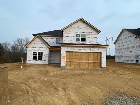 1736 Man O War Drive Hope Mills NC 28348