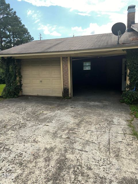 Single Family Residence in Sanford NC 1925 Carr Creek Road 39.jpg