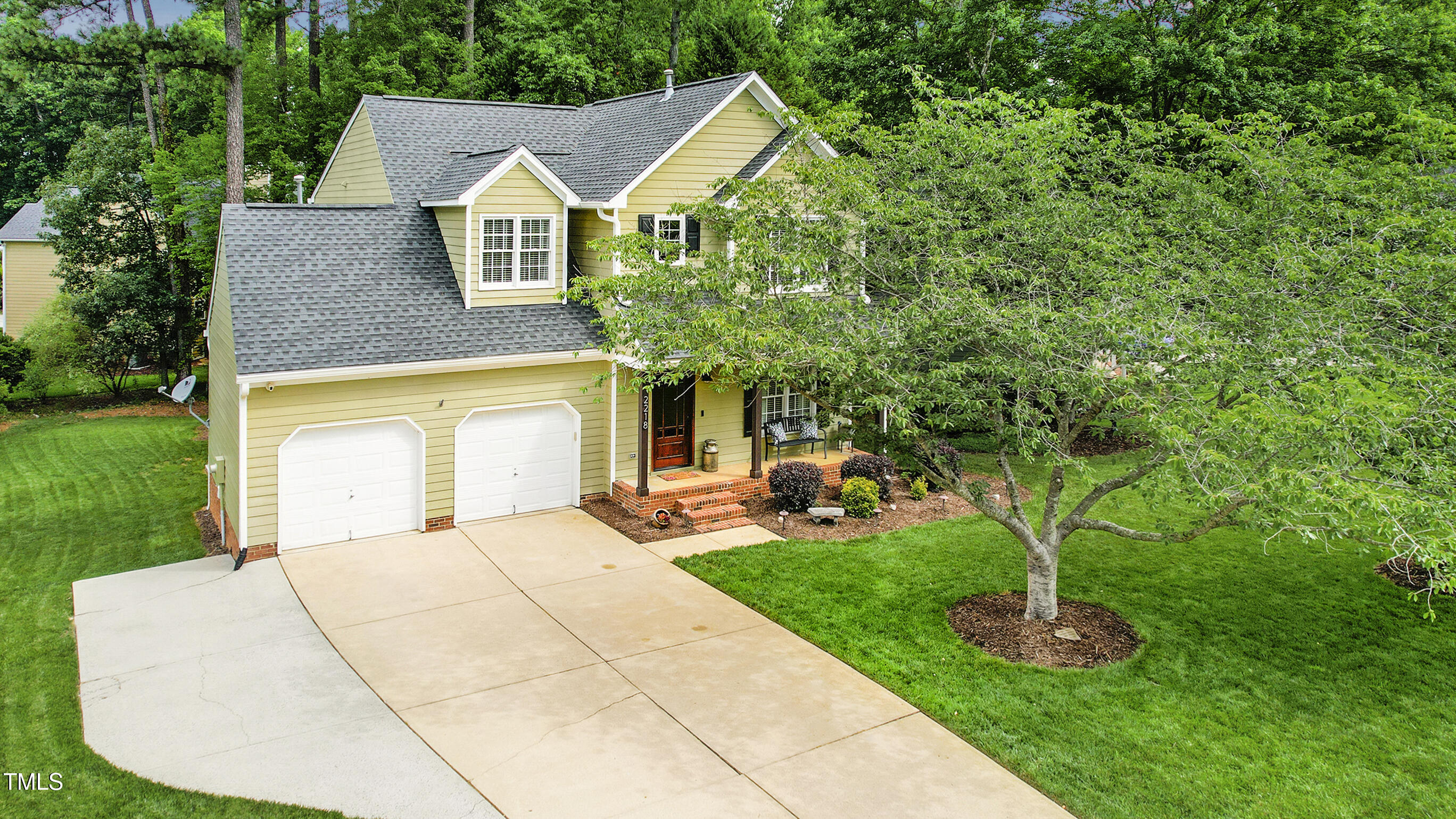2218 Watersglen Drive