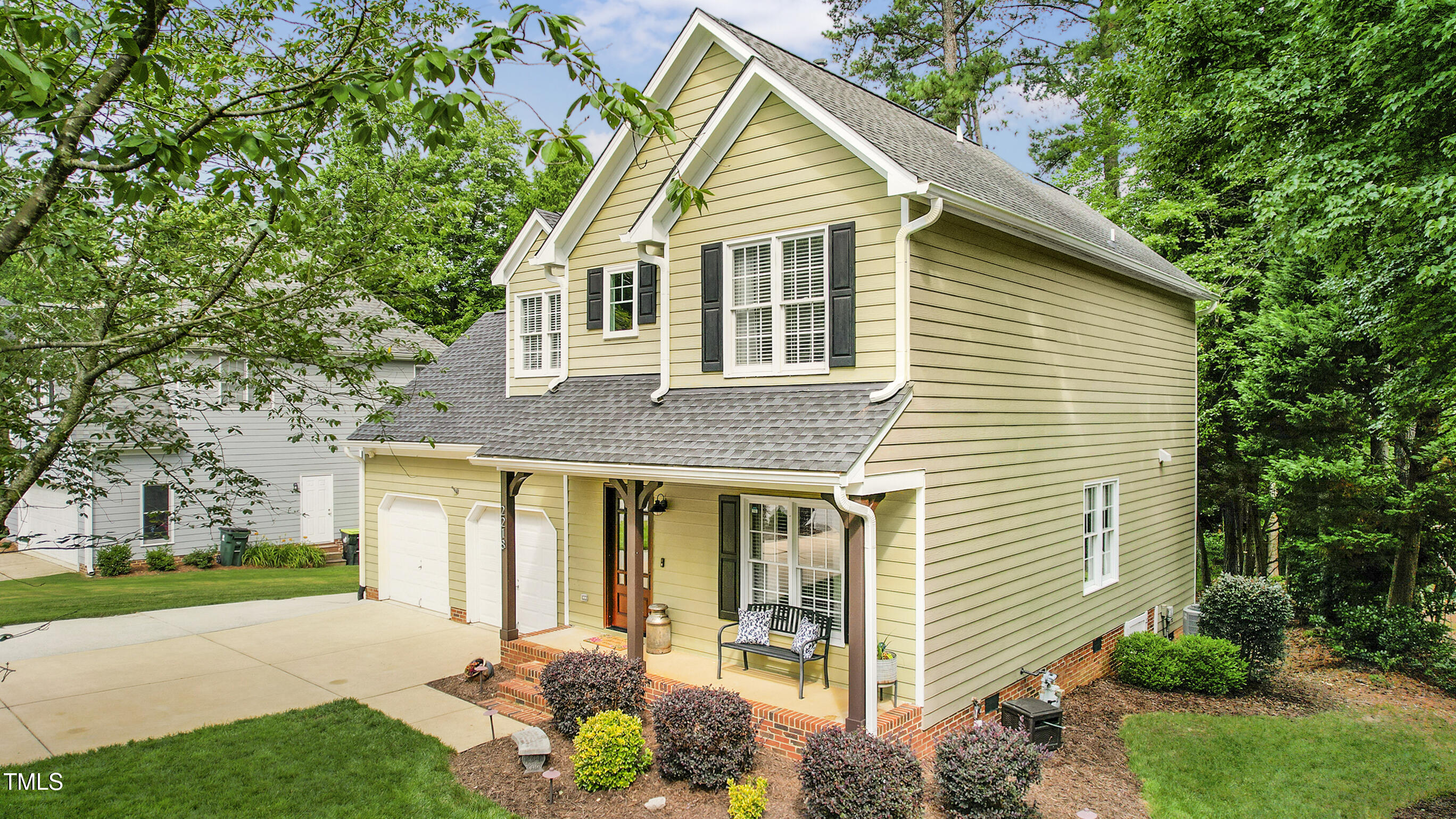 2218 Watersglen Drive