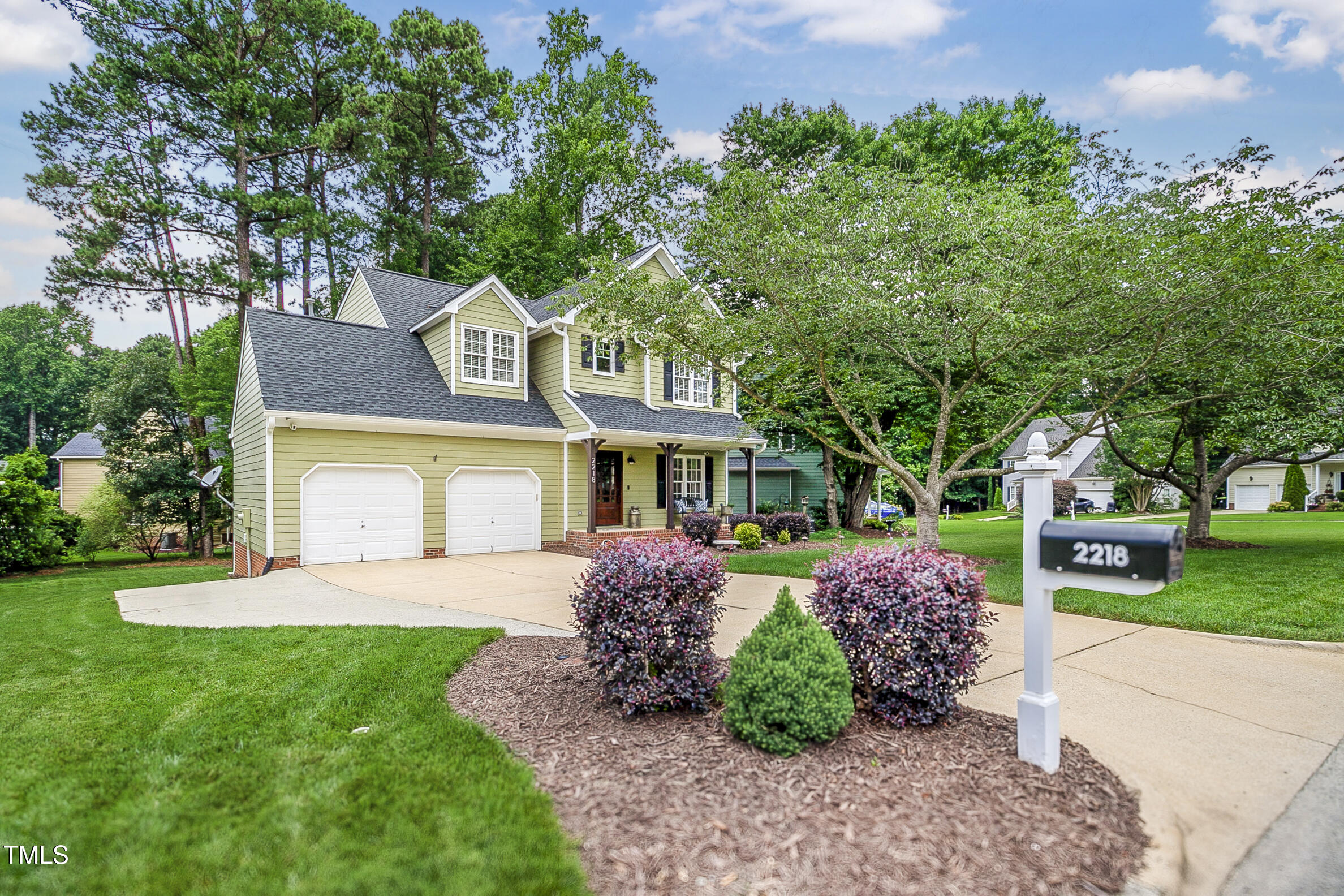 2218 Watersglen Drive
