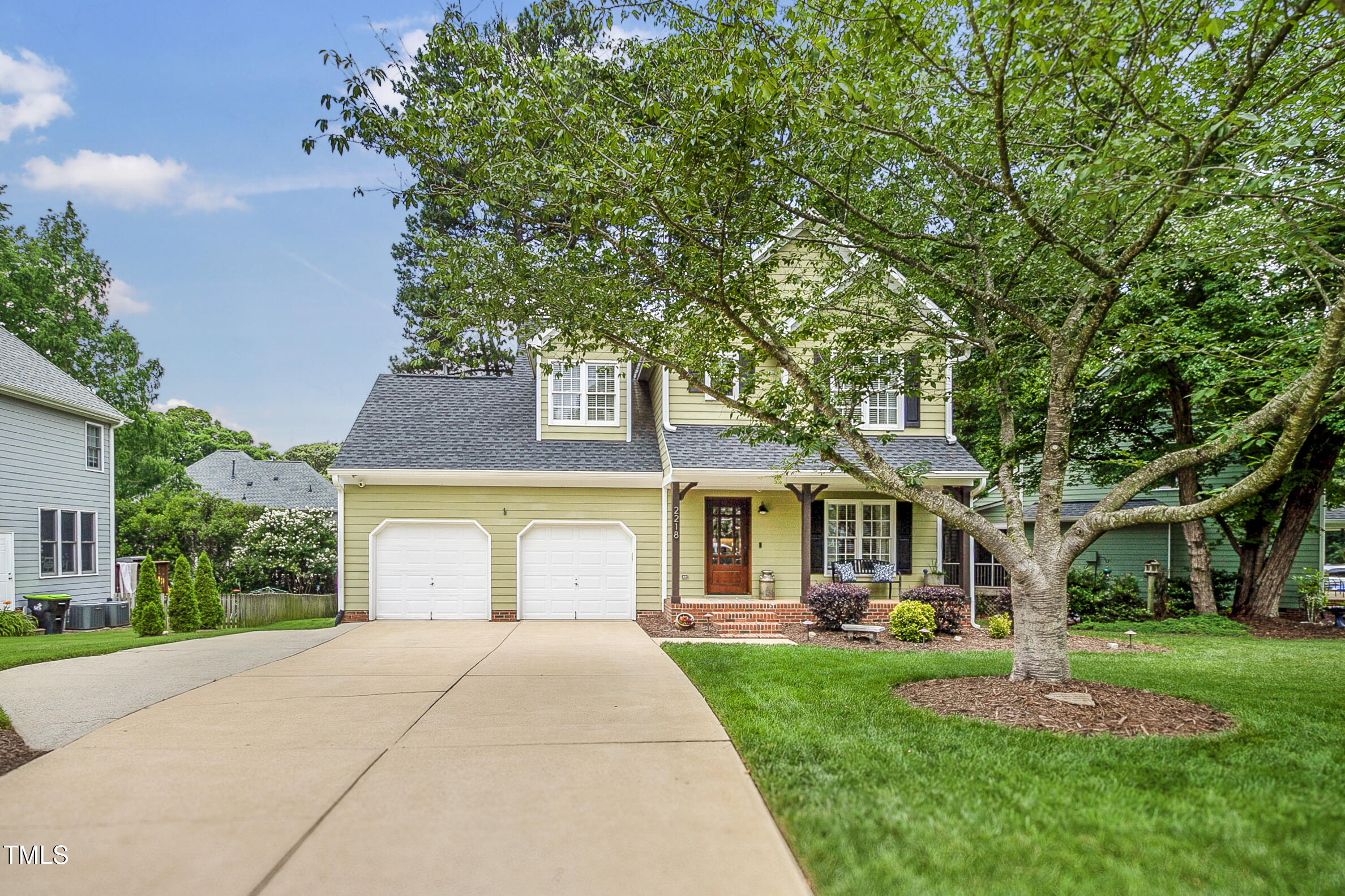 2218 Watersglen Drive