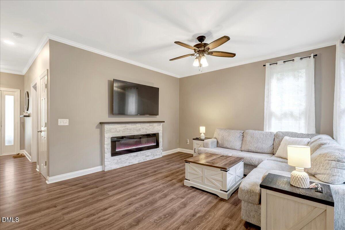 190 Woodcroft Drive