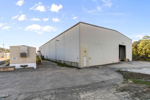 1209 W Market Street 1235-H Smithfield NC 27577