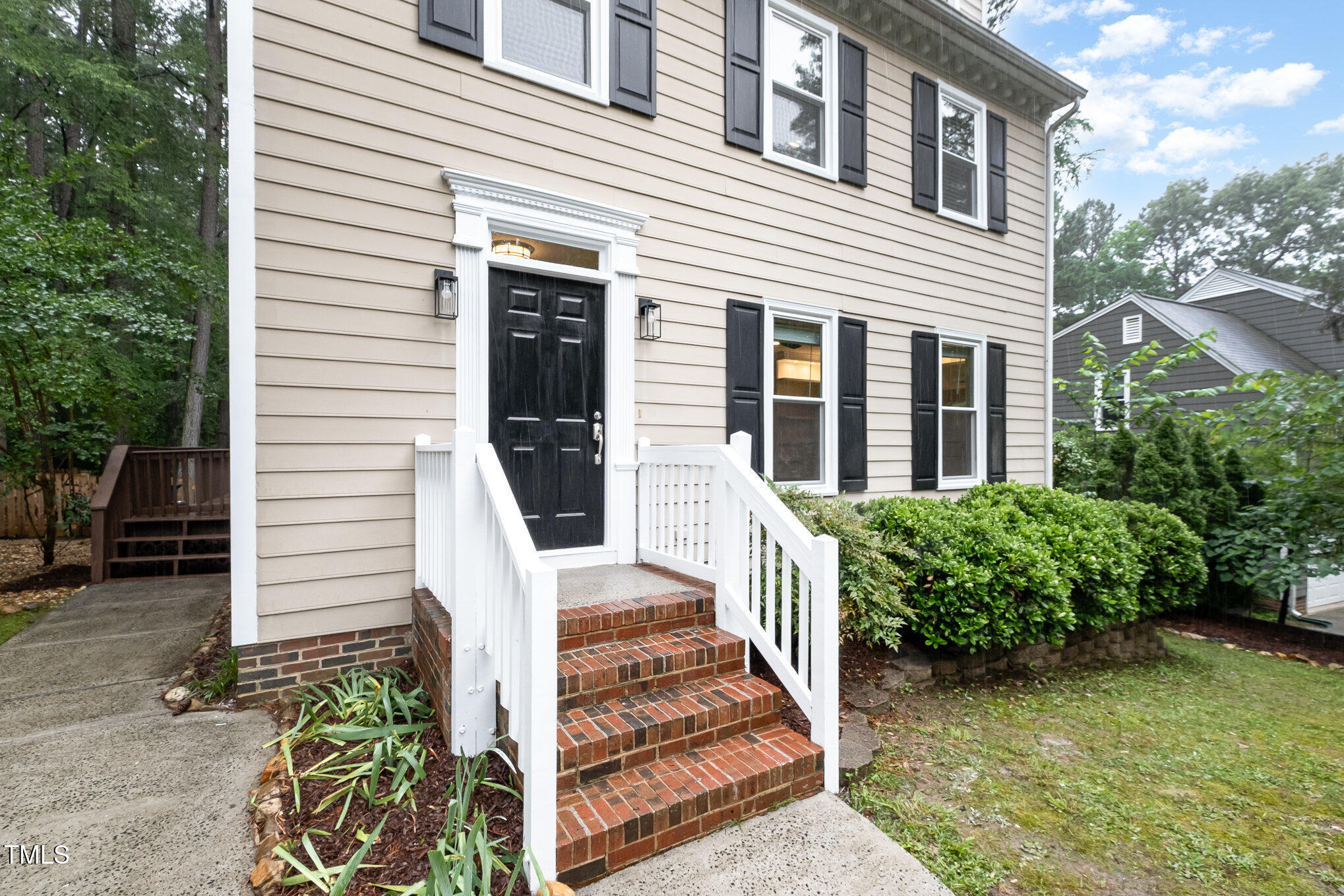 12 Striding Ridge Court