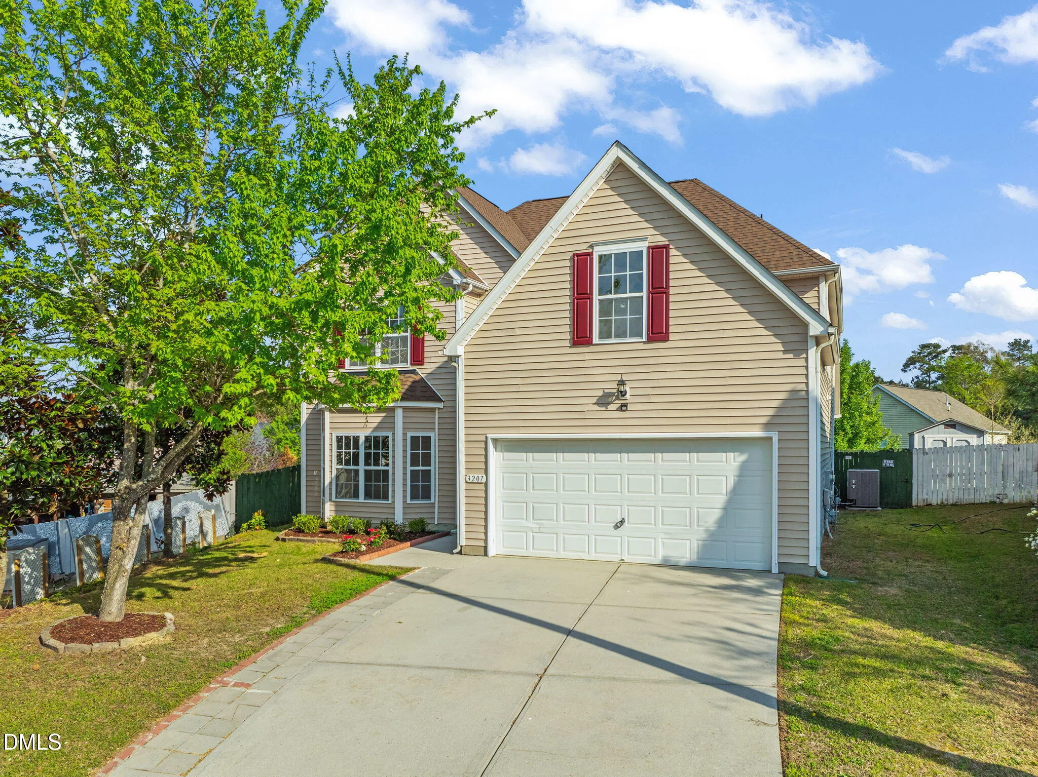 3207 Geary Trail