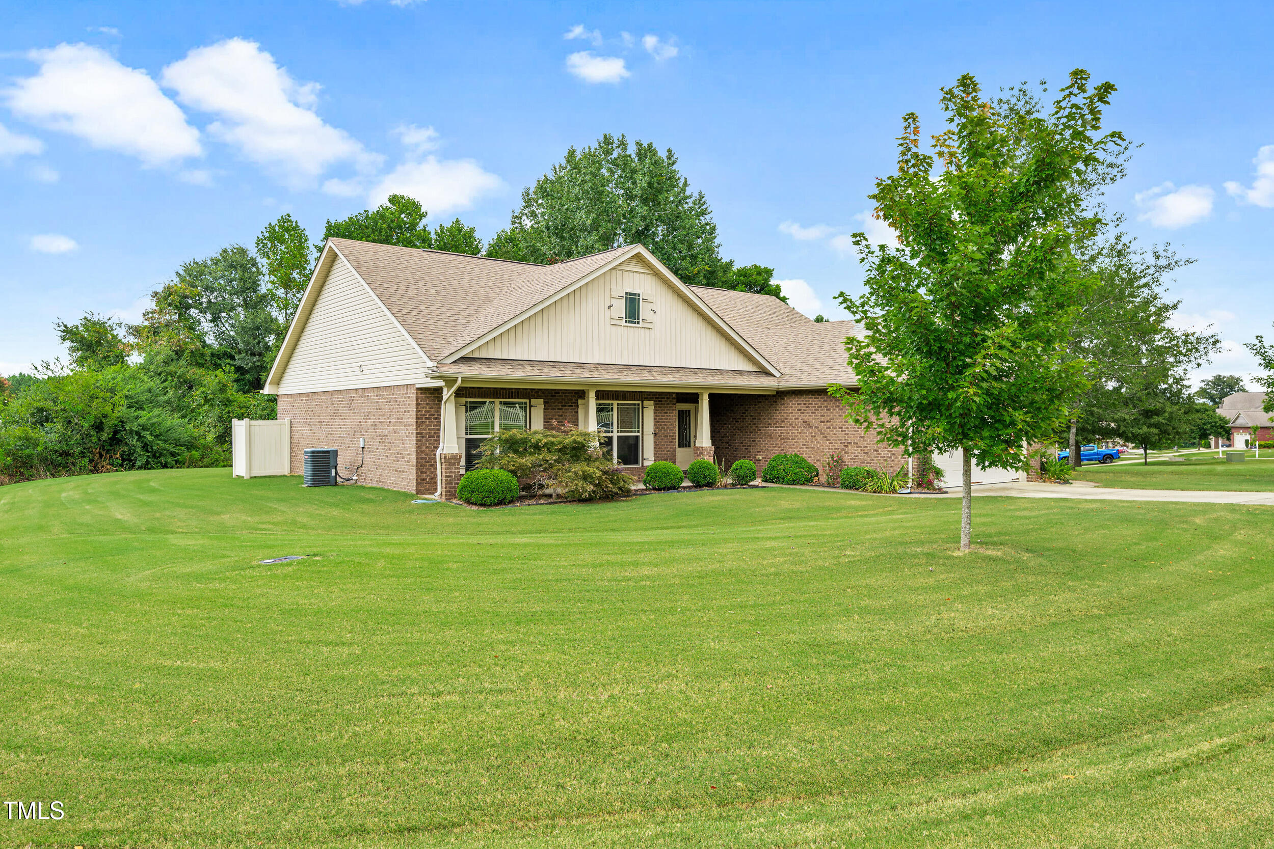19 Lake Refuge Court