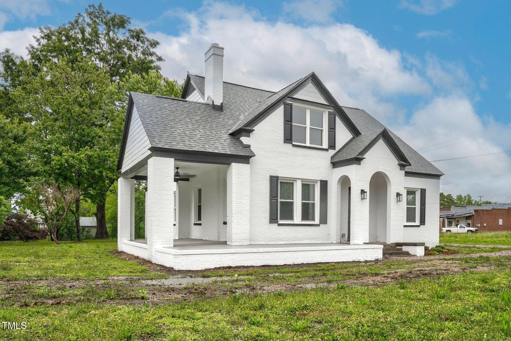 Listing image 1