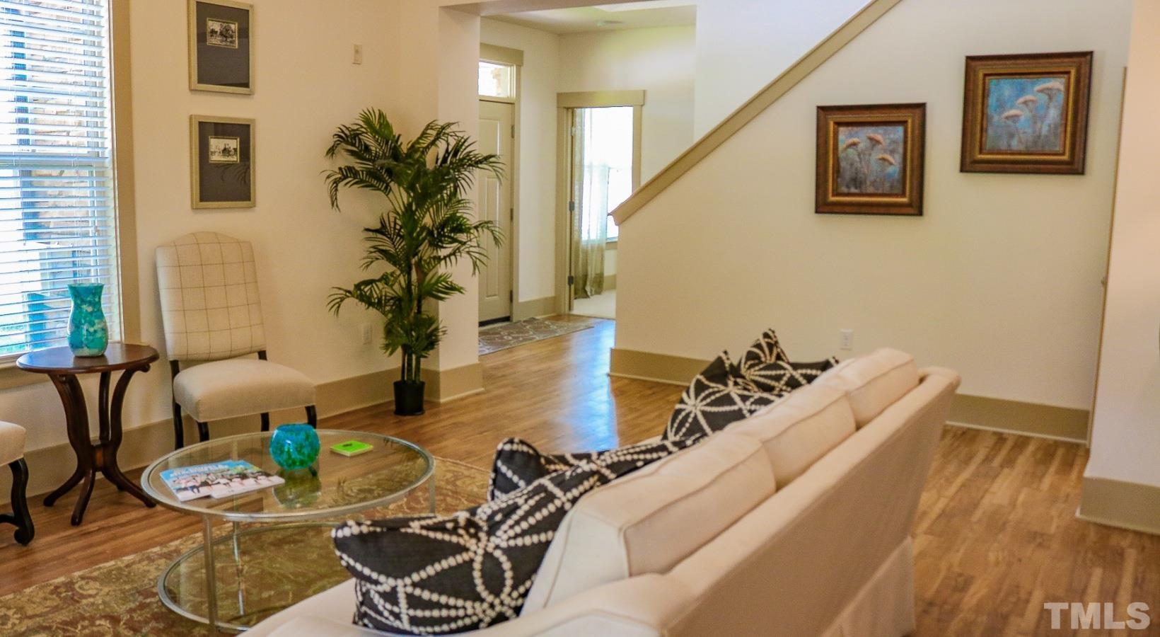 Chapel Hill, North Carolina 27516, United States, 2 Bedrooms Bedrooms, ,3 BathroomsBathrooms,Residential,Active,43622