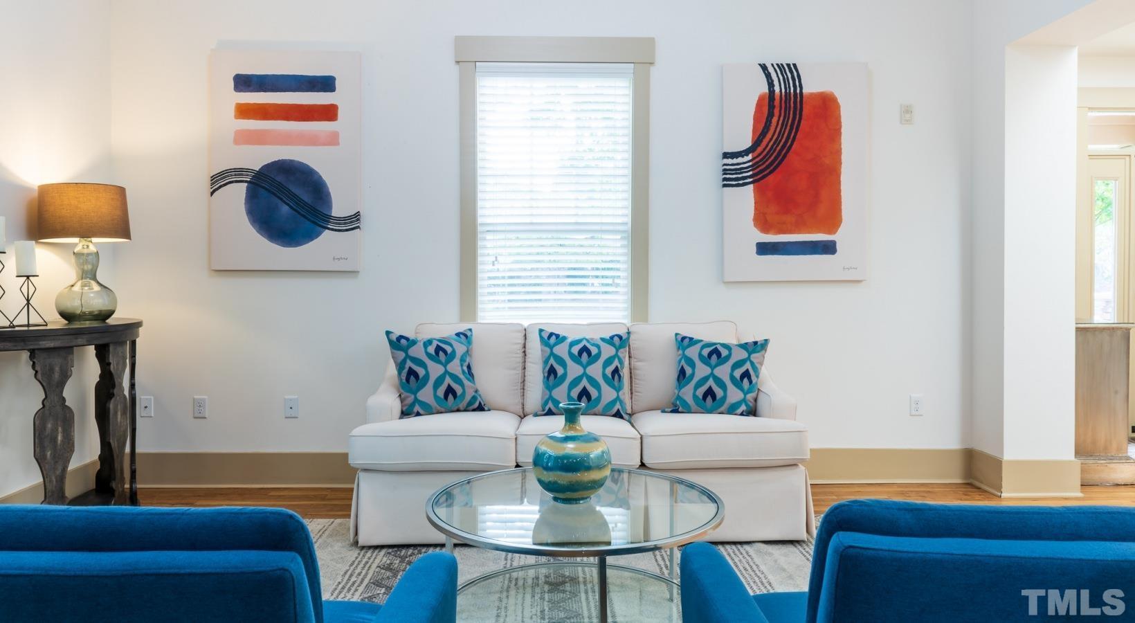 Chapel Hill, North Carolina 27516, United States, 2 Bedrooms Bedrooms, ,3 BathroomsBathrooms,Residential,Active,43622