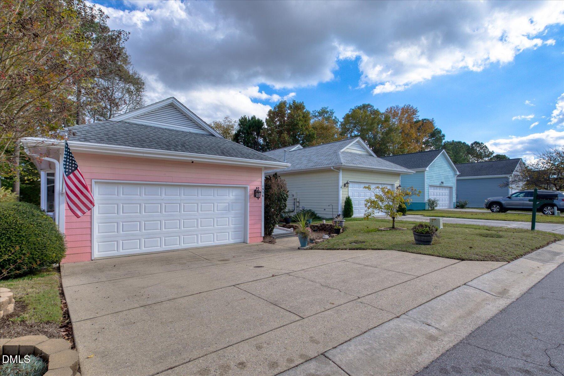 Raleigh, North Carolina 27604, United States, 3 Bedrooms Bedrooms, ,2 BathroomsBathrooms,Residential,Coming Soon,239964