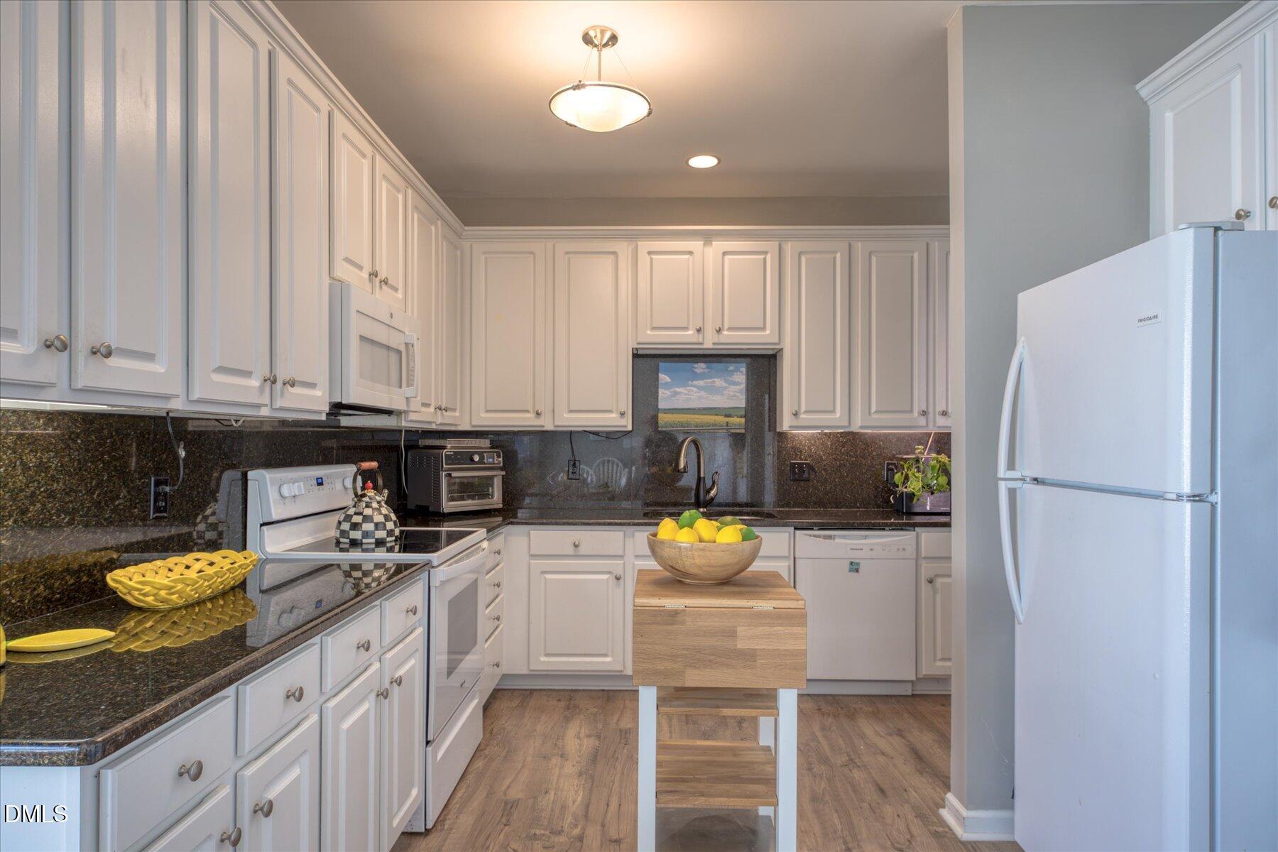 Raleigh, North Carolina 27604, United States, 3 Bedrooms Bedrooms, ,2 BathroomsBathrooms,Residential,Coming Soon,239964