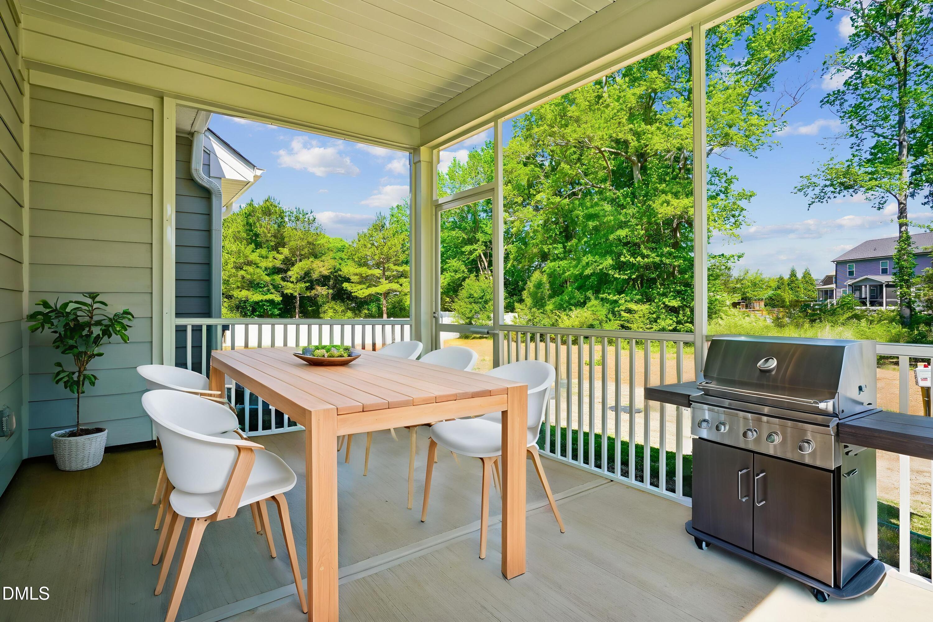 9513 Wood River Drive 004