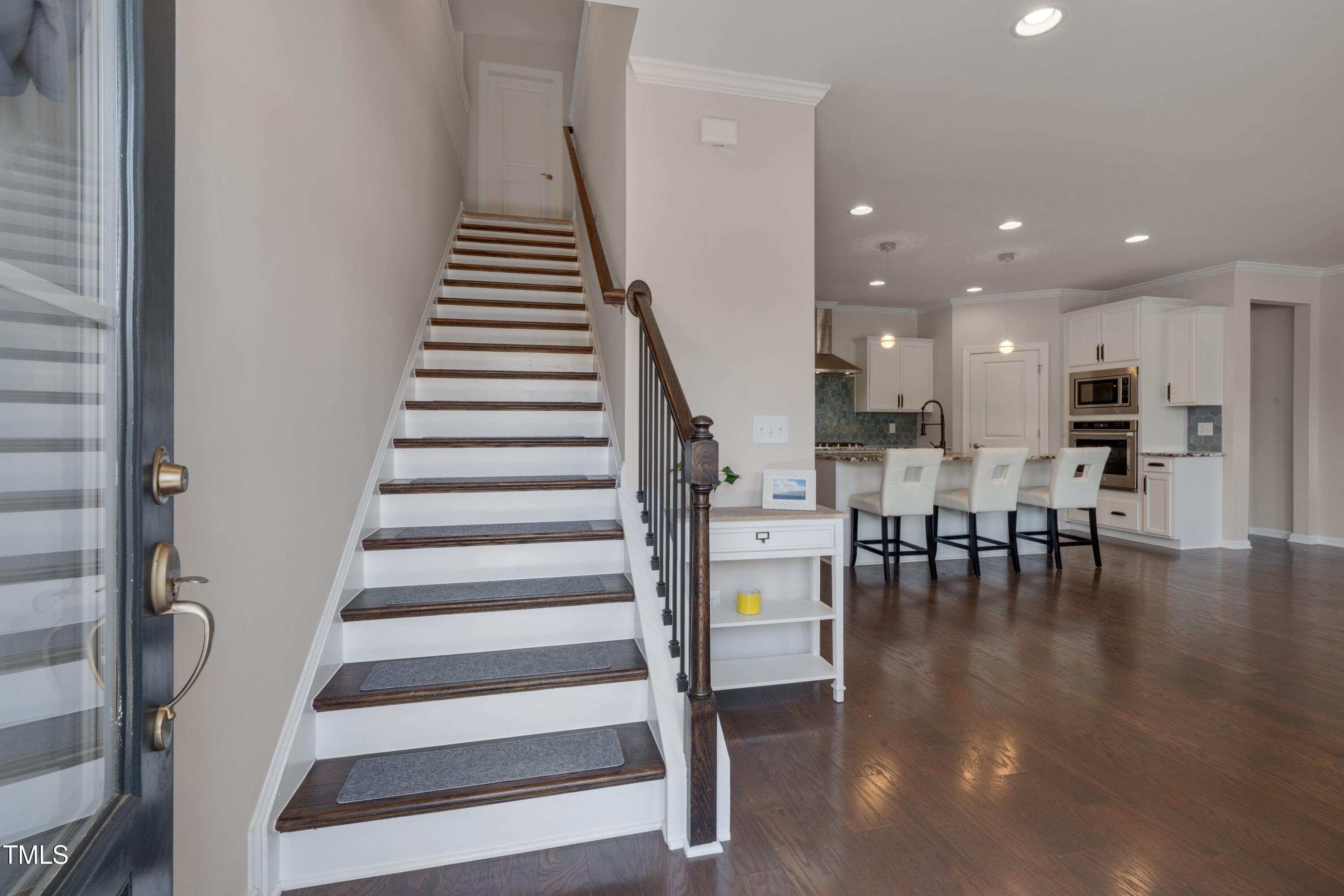 1145 Dozier Way