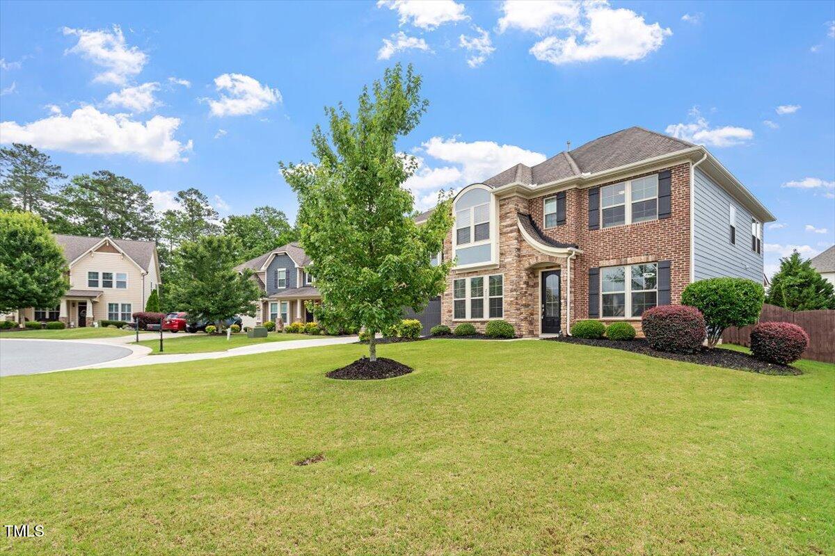 2333 Lantern Walk Lane